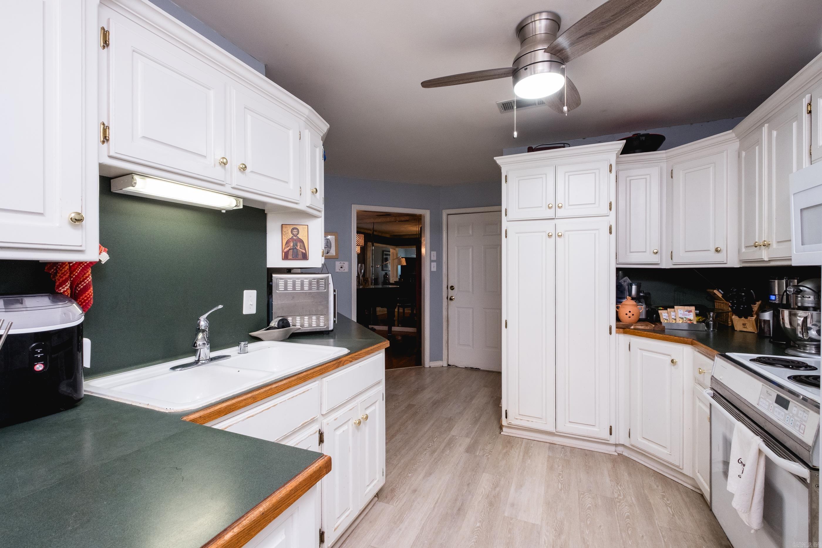 11805 Shady Ridge Drive