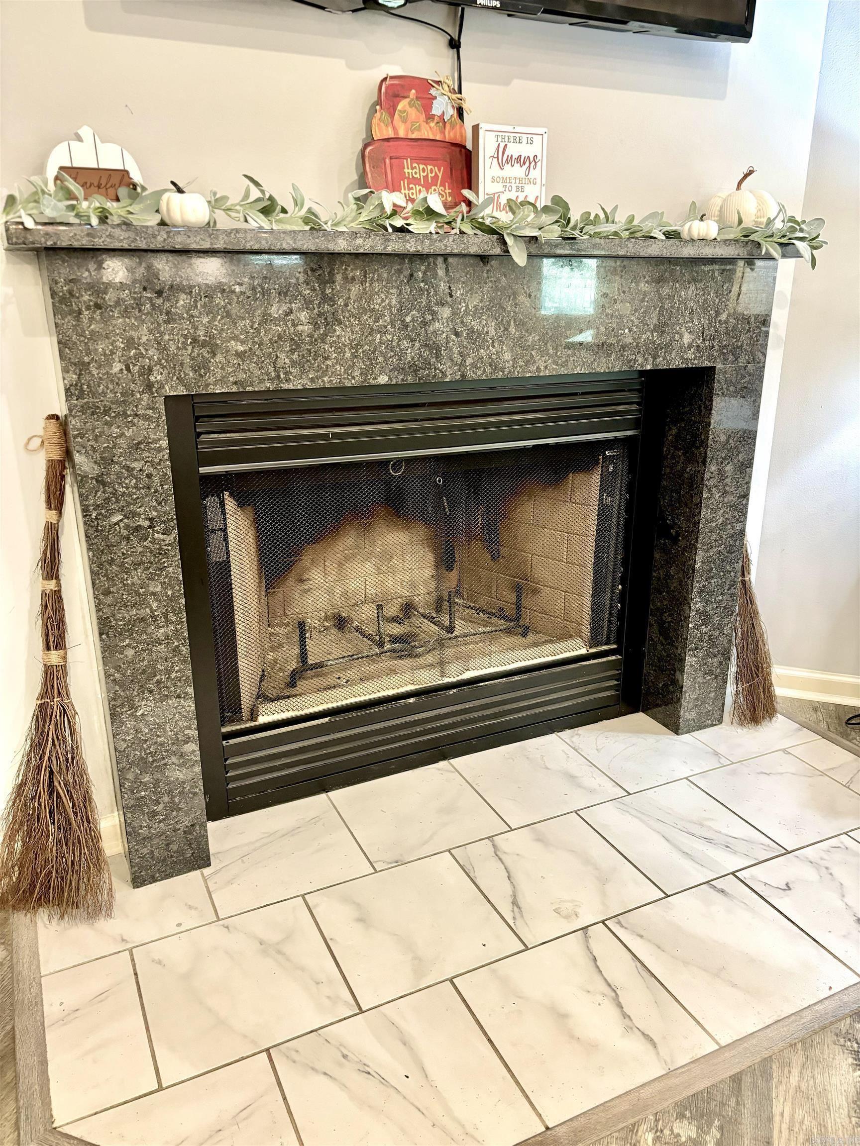 265 Pleasant Oaks Loop
