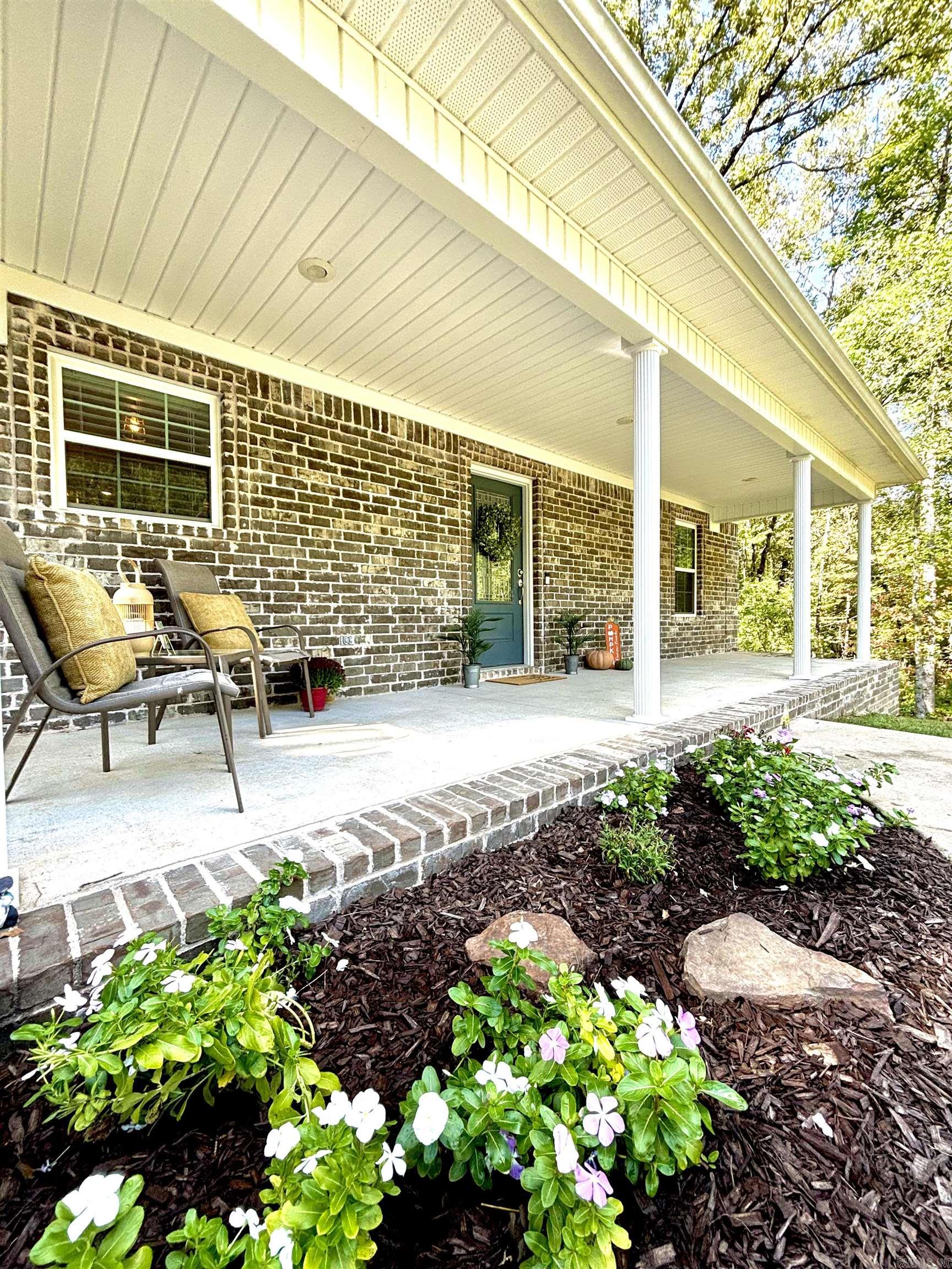 265 Pleasant Oaks Loop