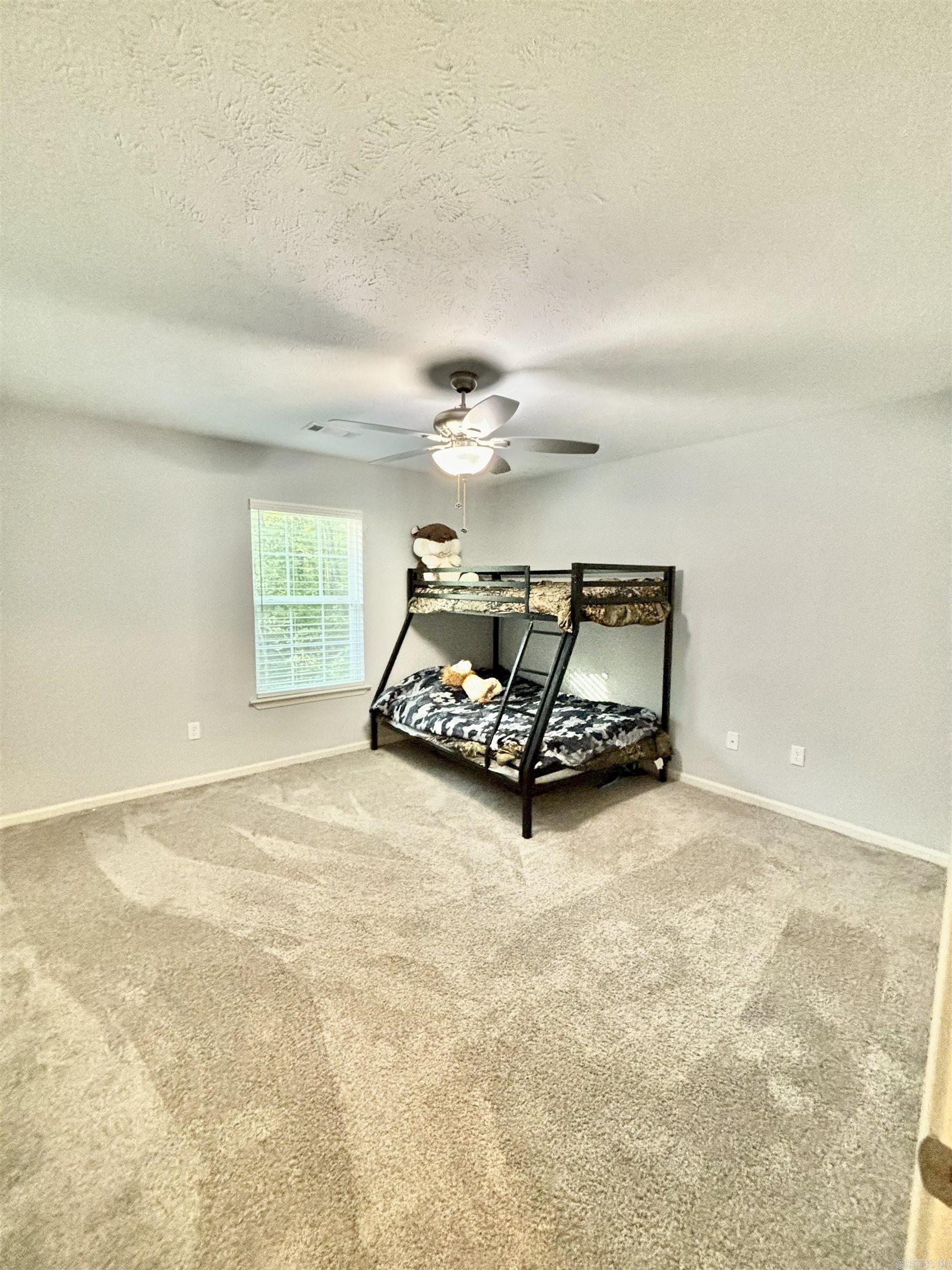265 Pleasant Oaks Loop