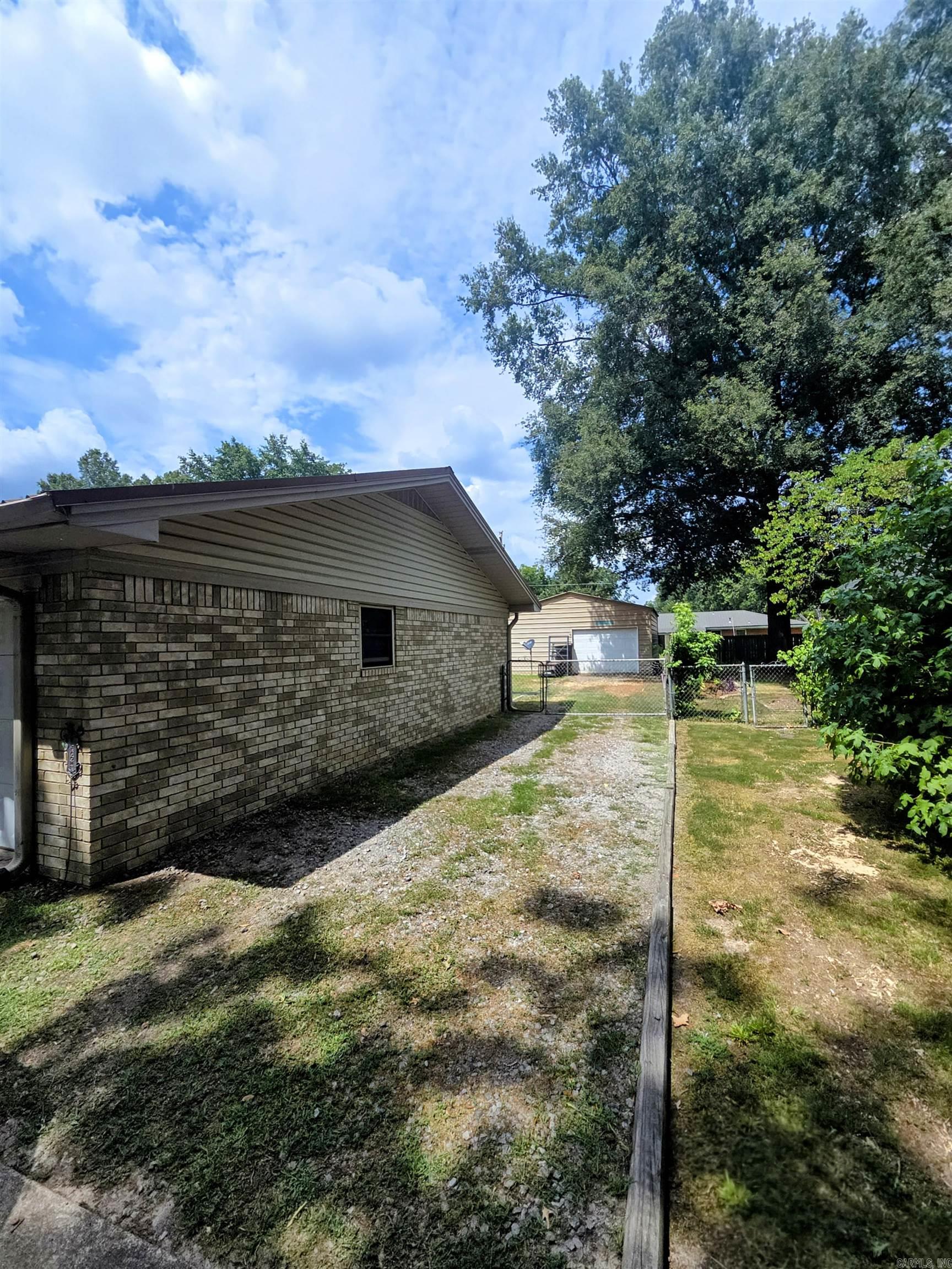 120 Jawanda Lane