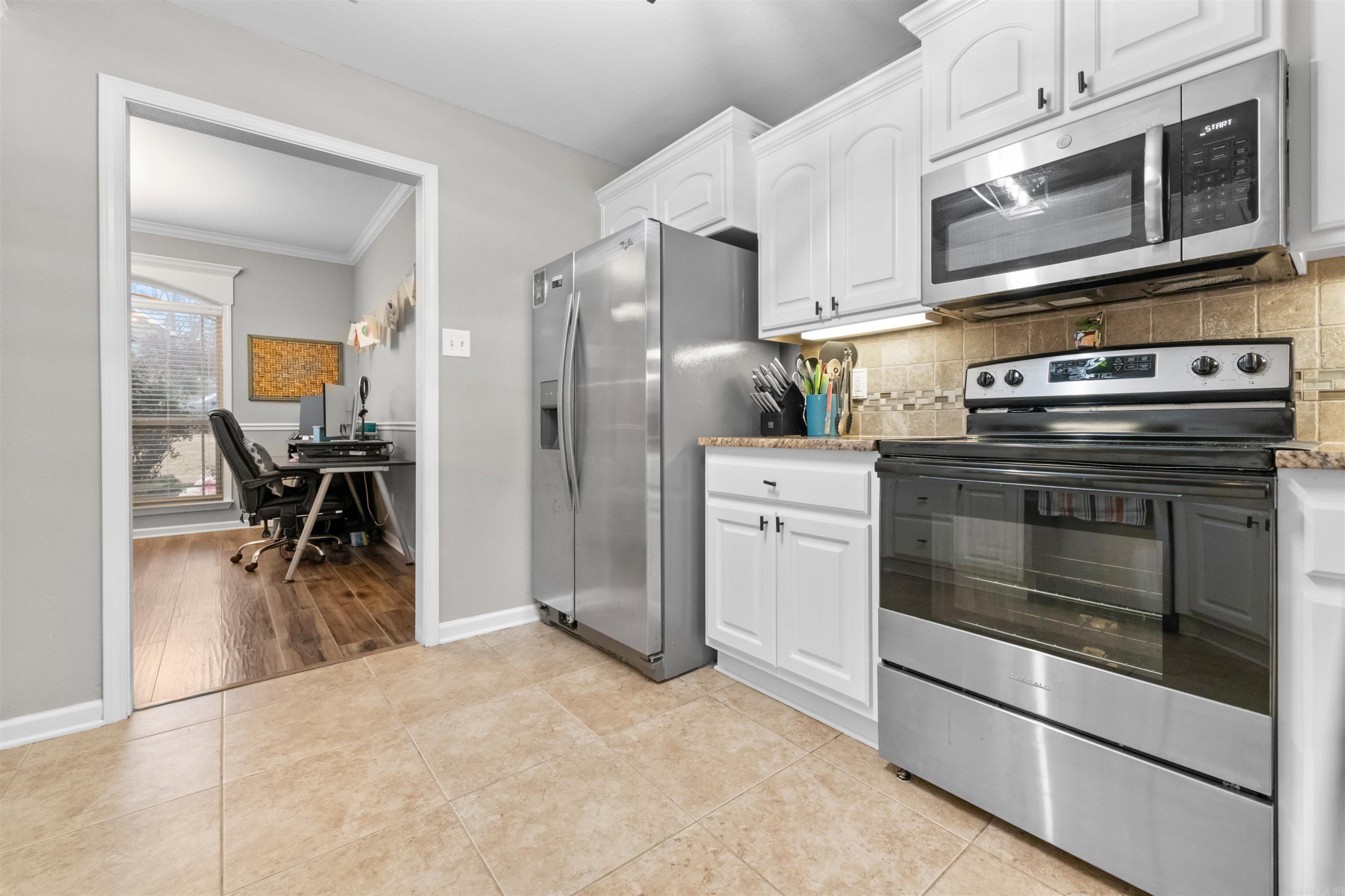 2201 Meridian Drive