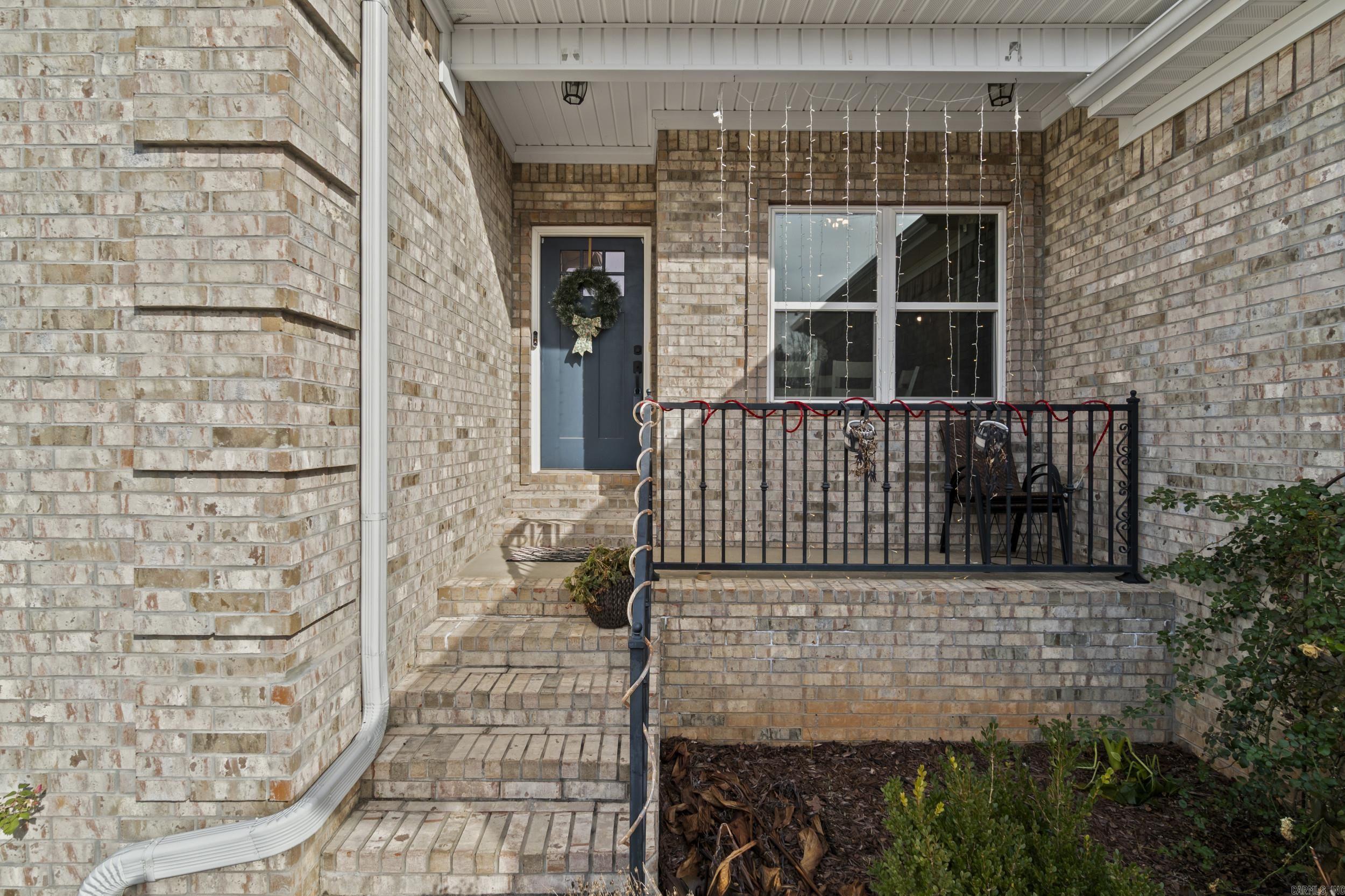 9138 Cliffside Dr