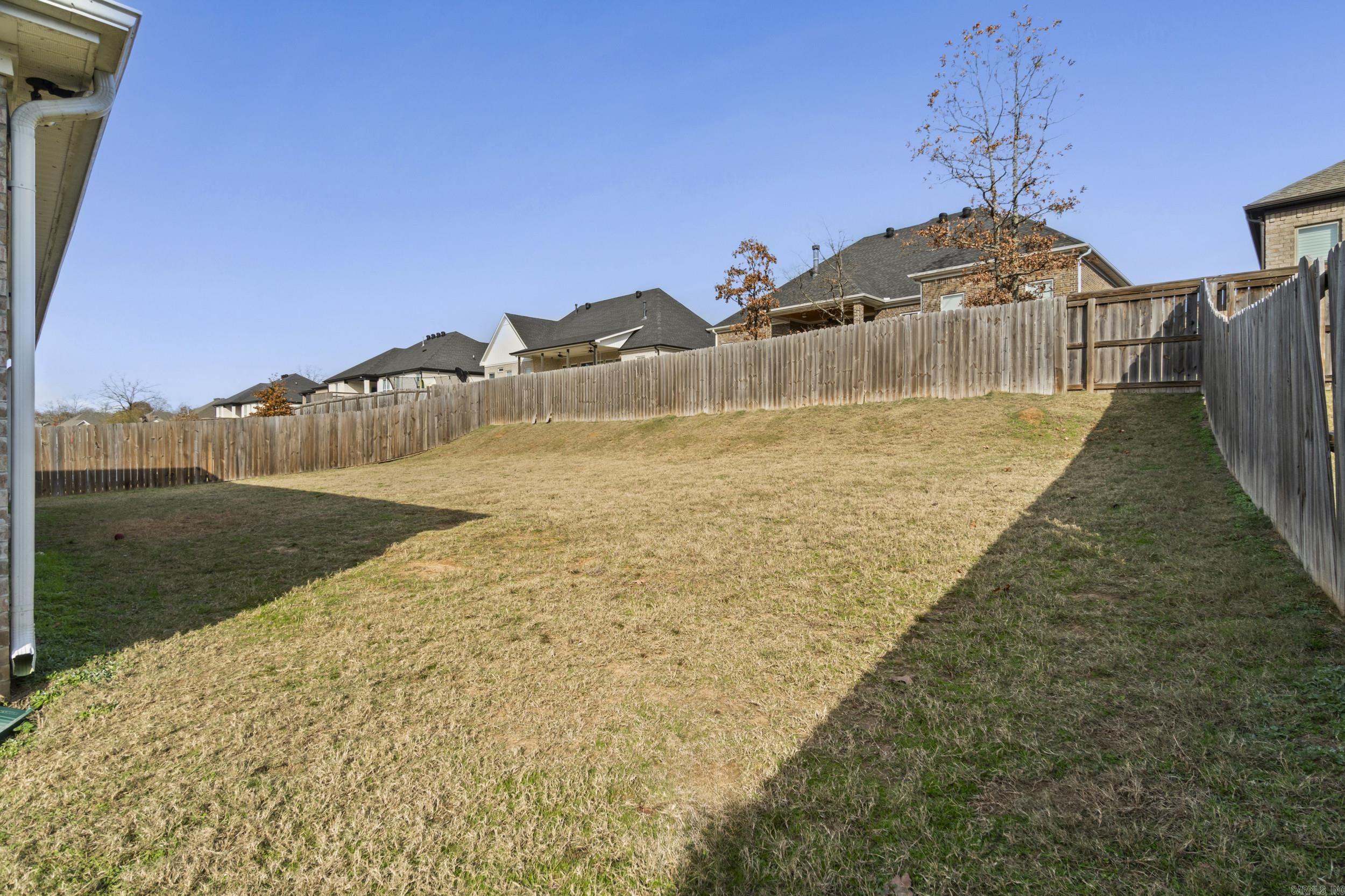 9138 Cliffside Dr