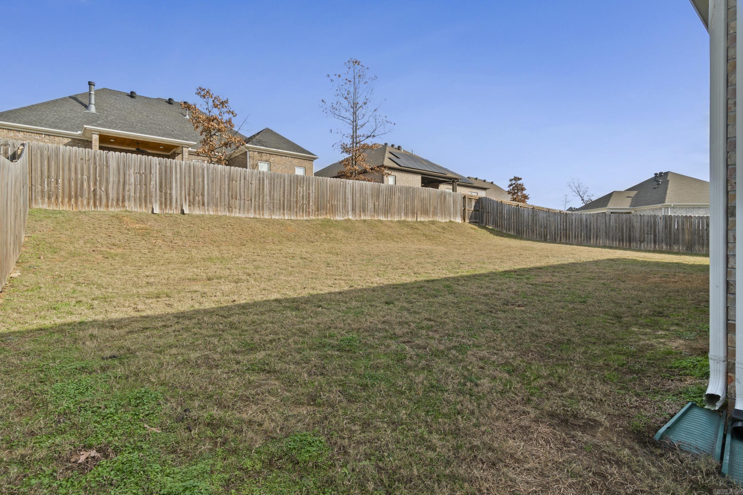 9138 Cliffside Dr