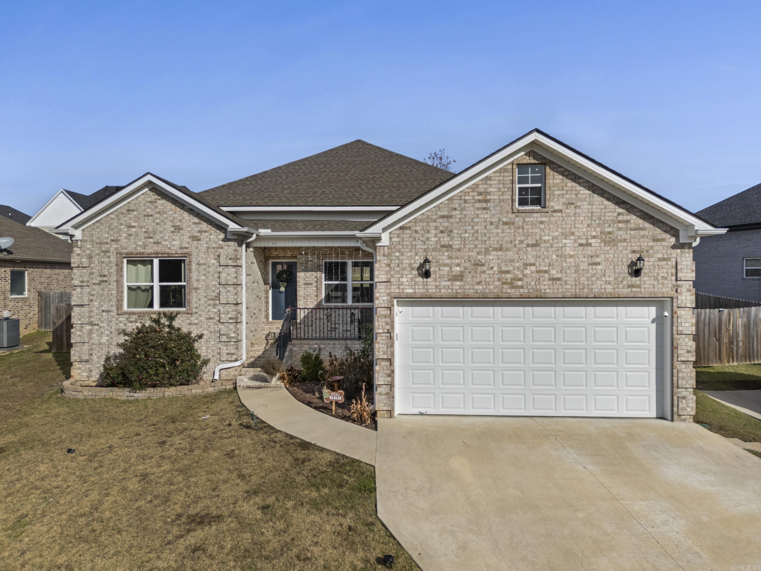 9138 Cliffside Dr