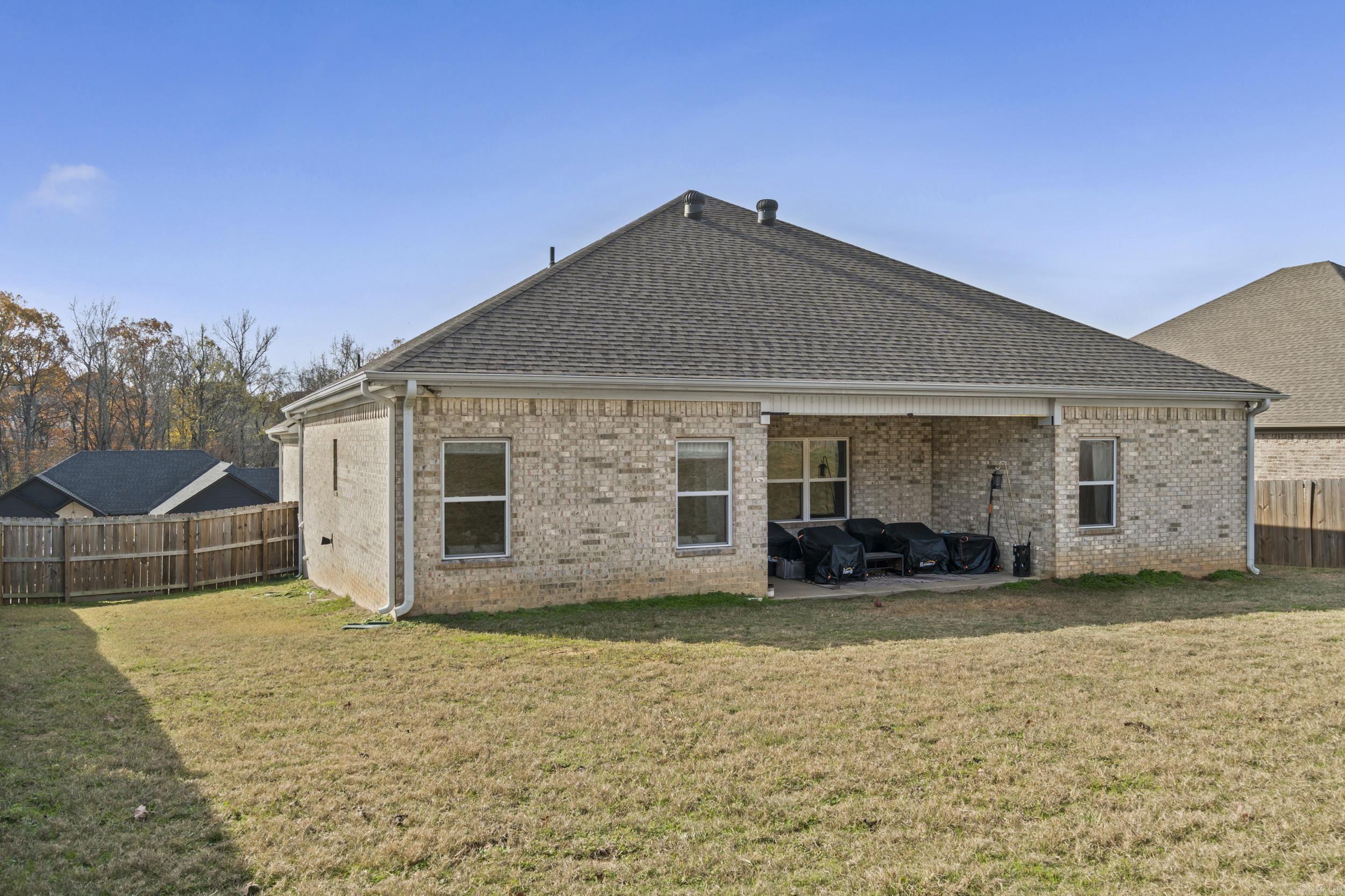9138 Cliffside Dr