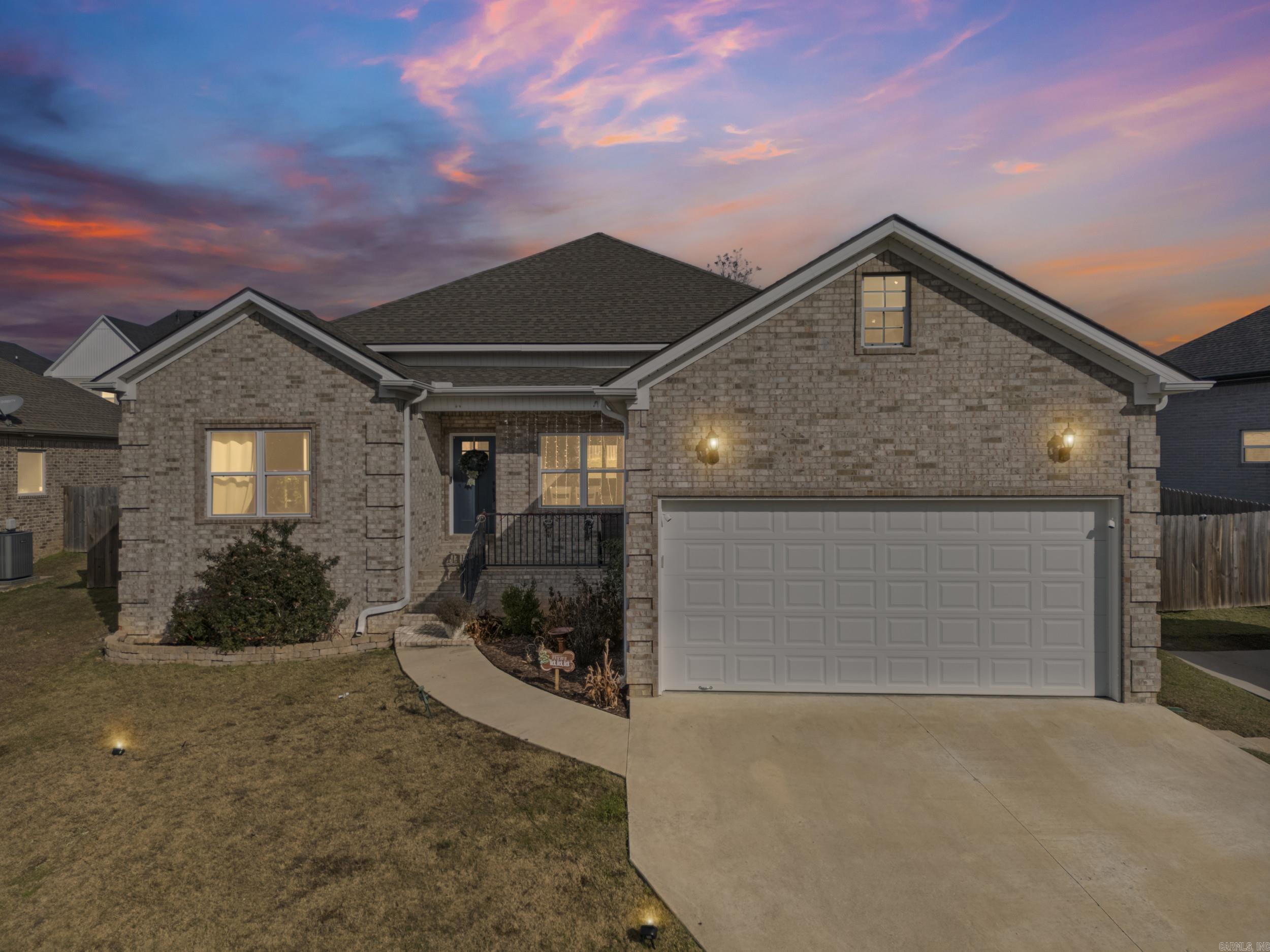 9138 Cliffside Dr