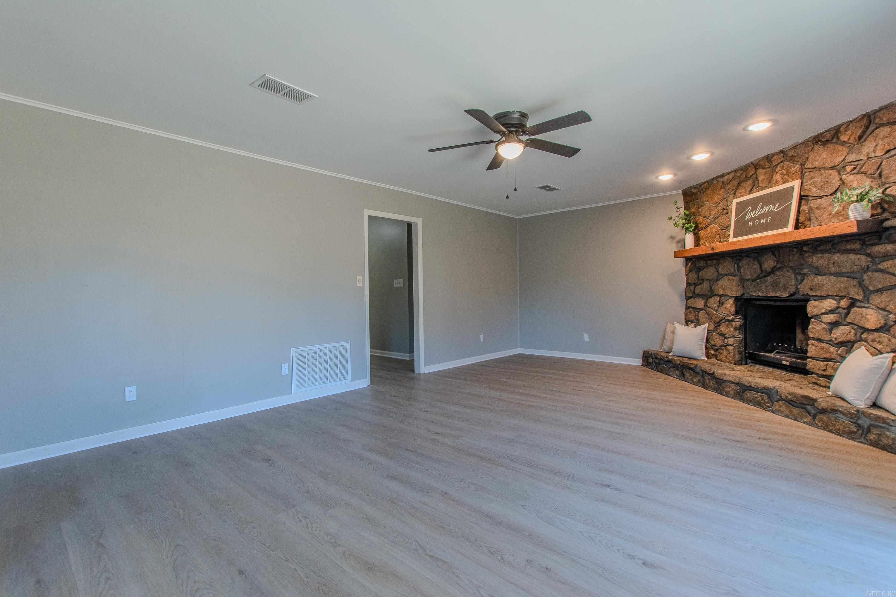23 Creekridge Circle
