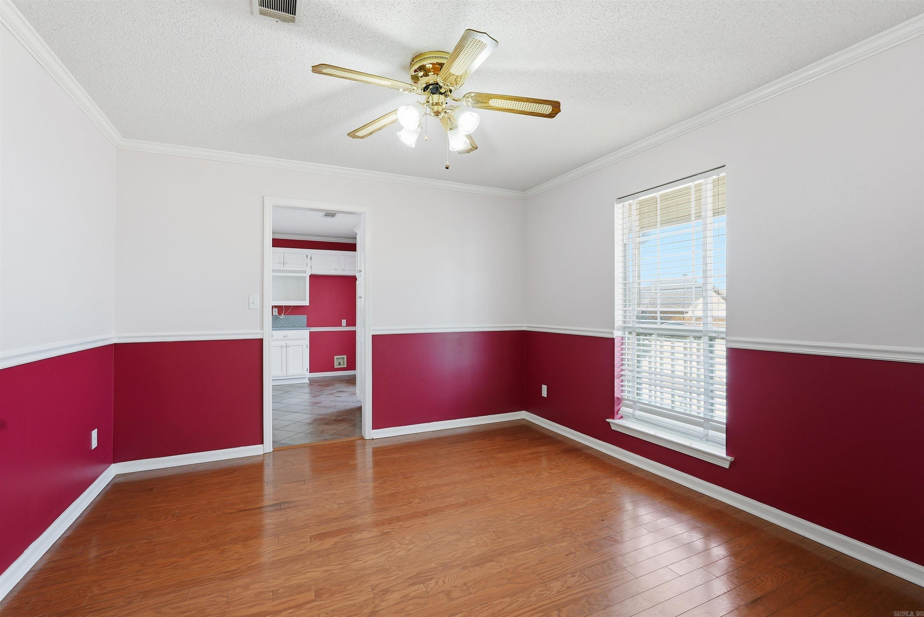 19 Post Oak Loop