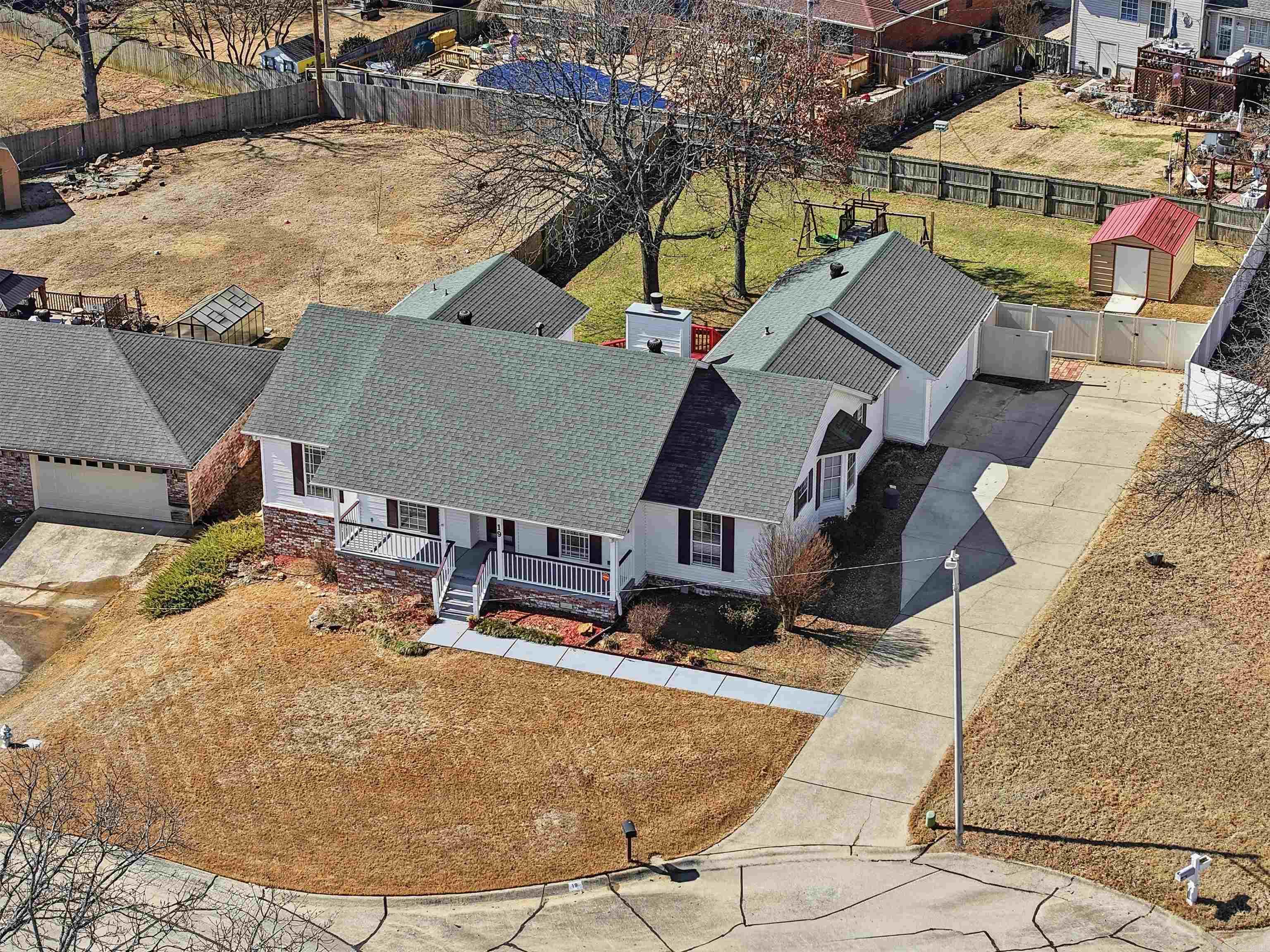 19 Post Oak Loop