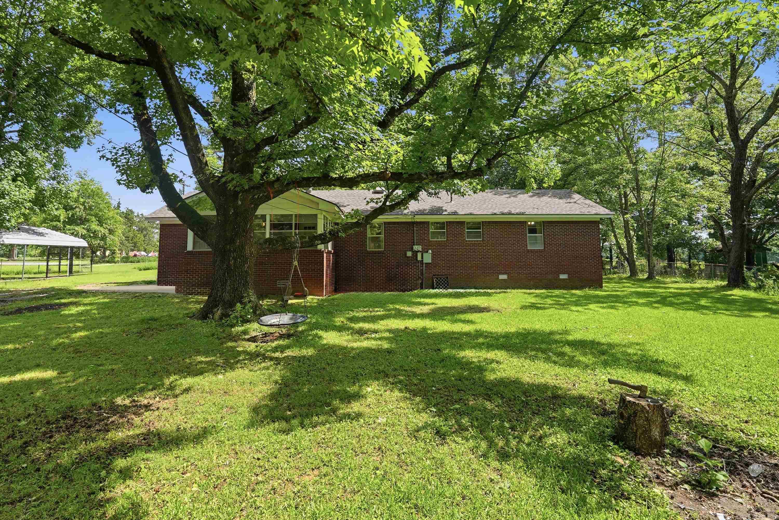 5906 W Republican Road