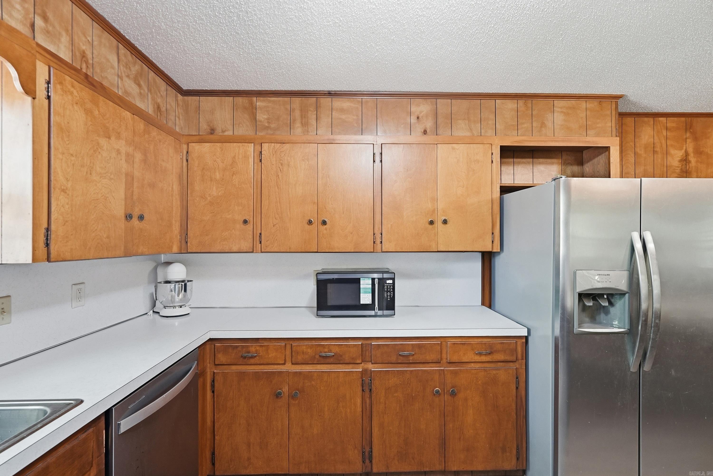 5906 W Republican Road