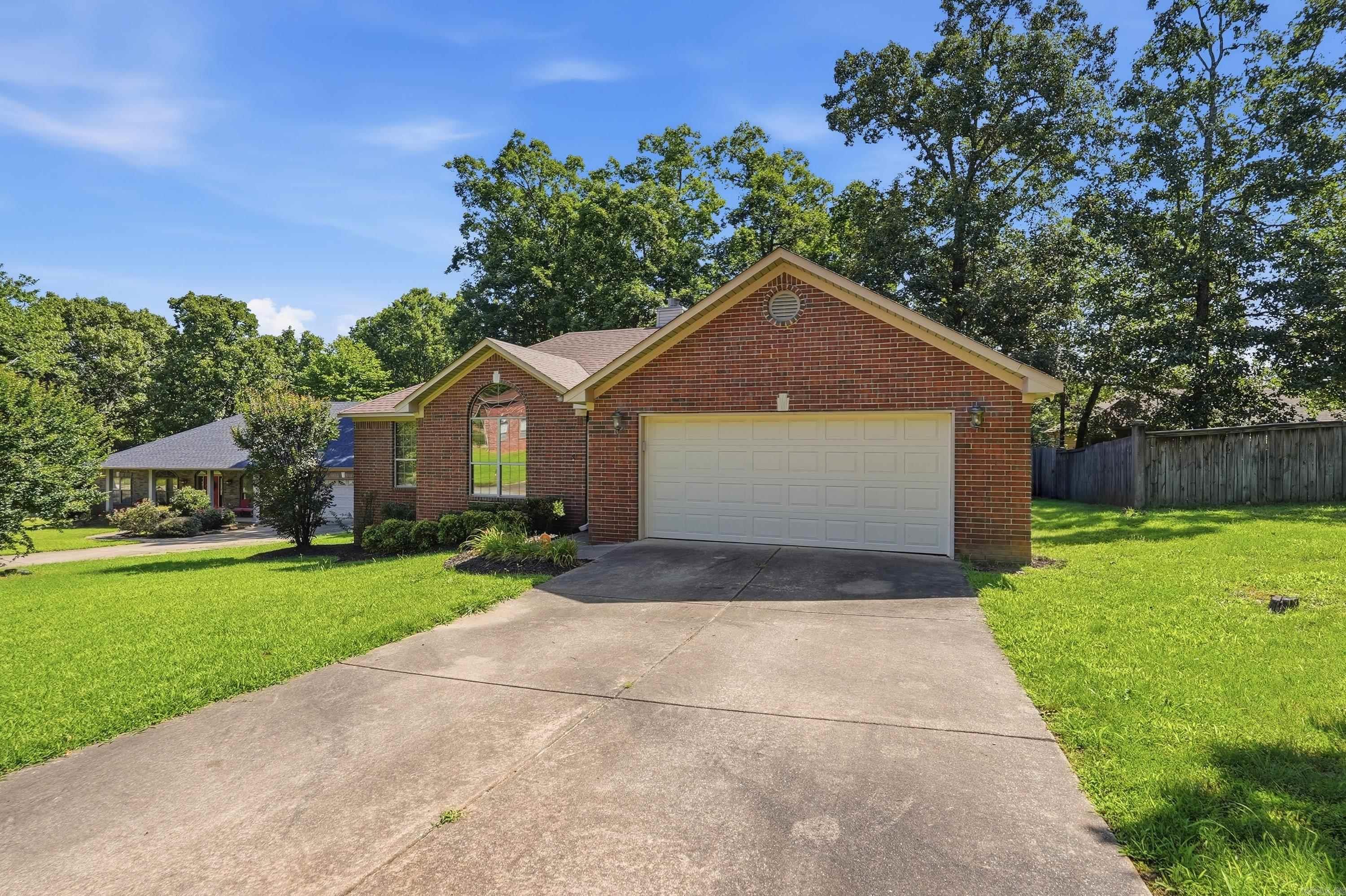 28 Hudson Bay Drive