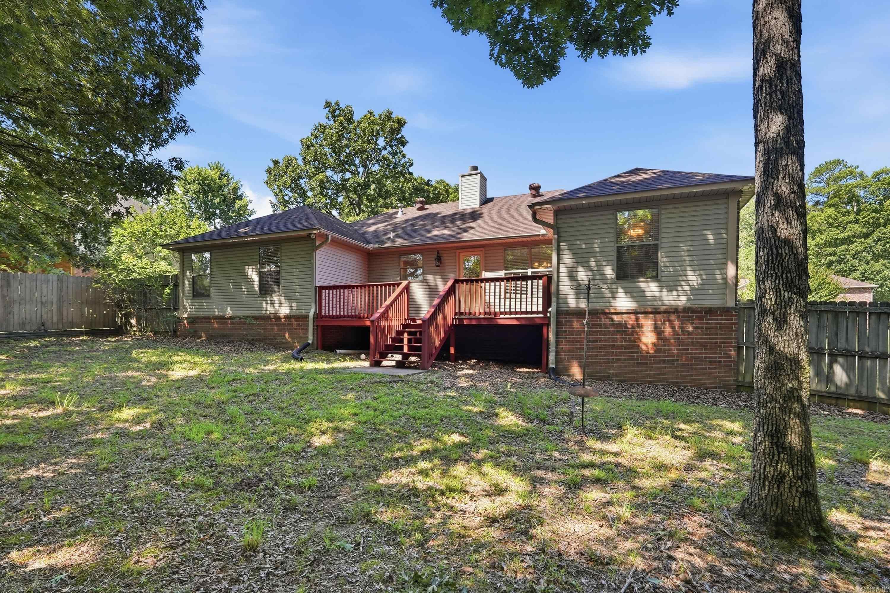 28 Hudson Bay Drive