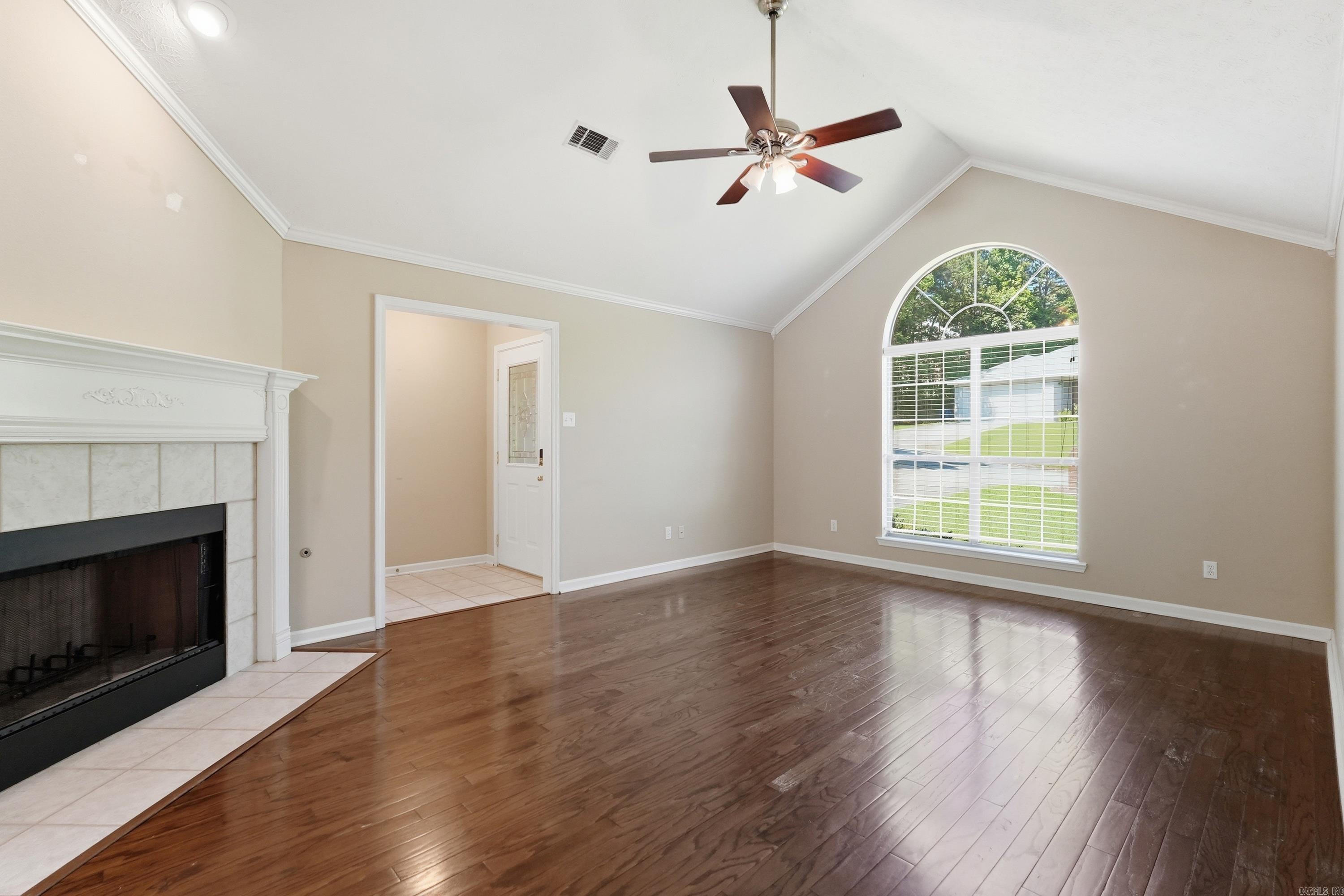 28 Hudson Bay Drive