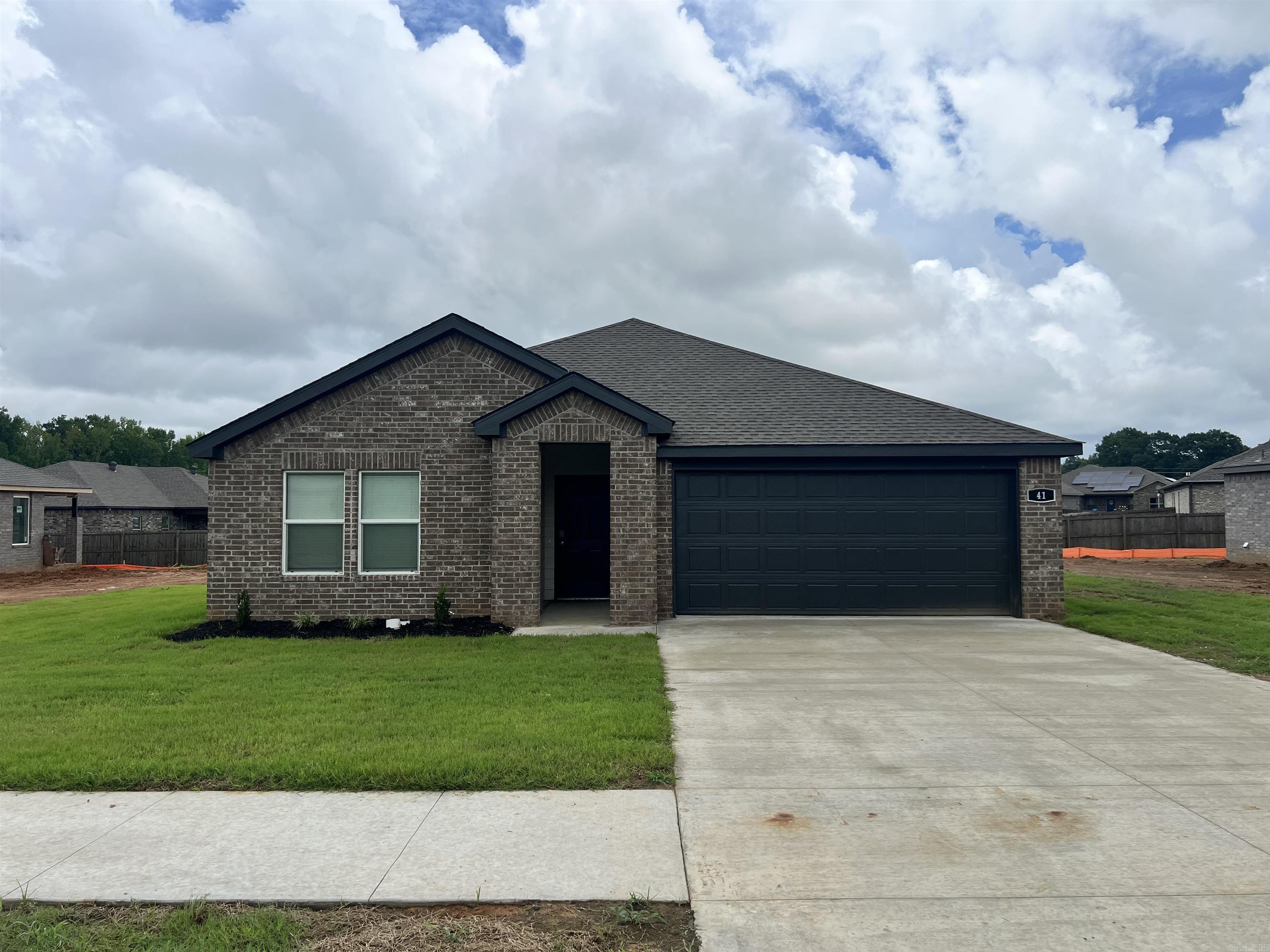 41 Wolfsbridge Loop