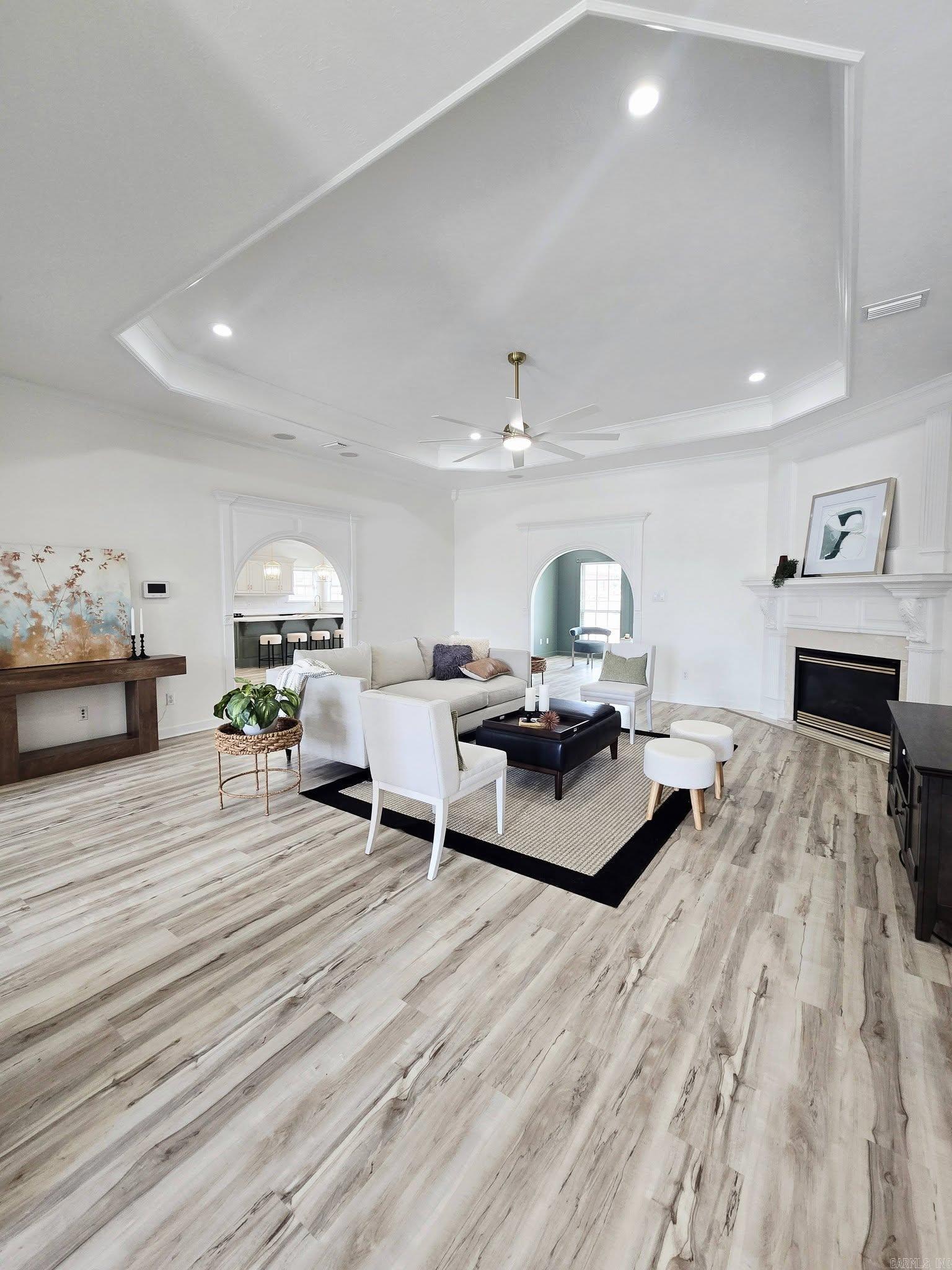 1724 Oakbrook Drive