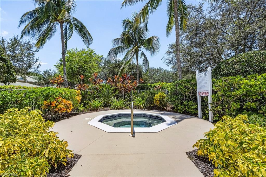 25710 Lake Amelia WAY # 204