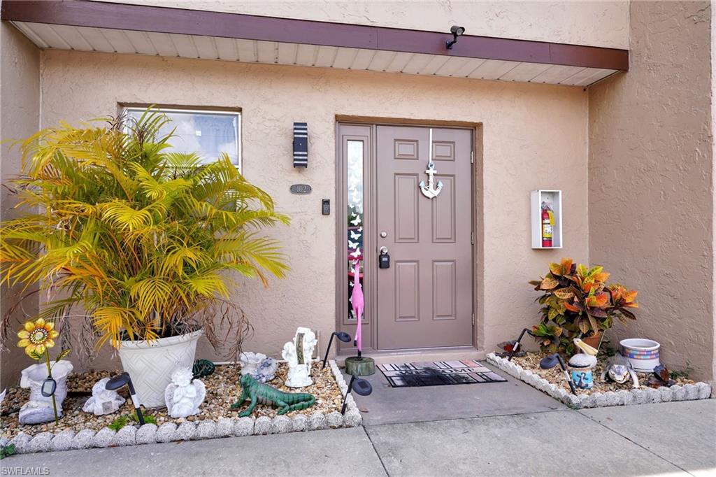 1512 Cape Coral PKWY W Unit: 102