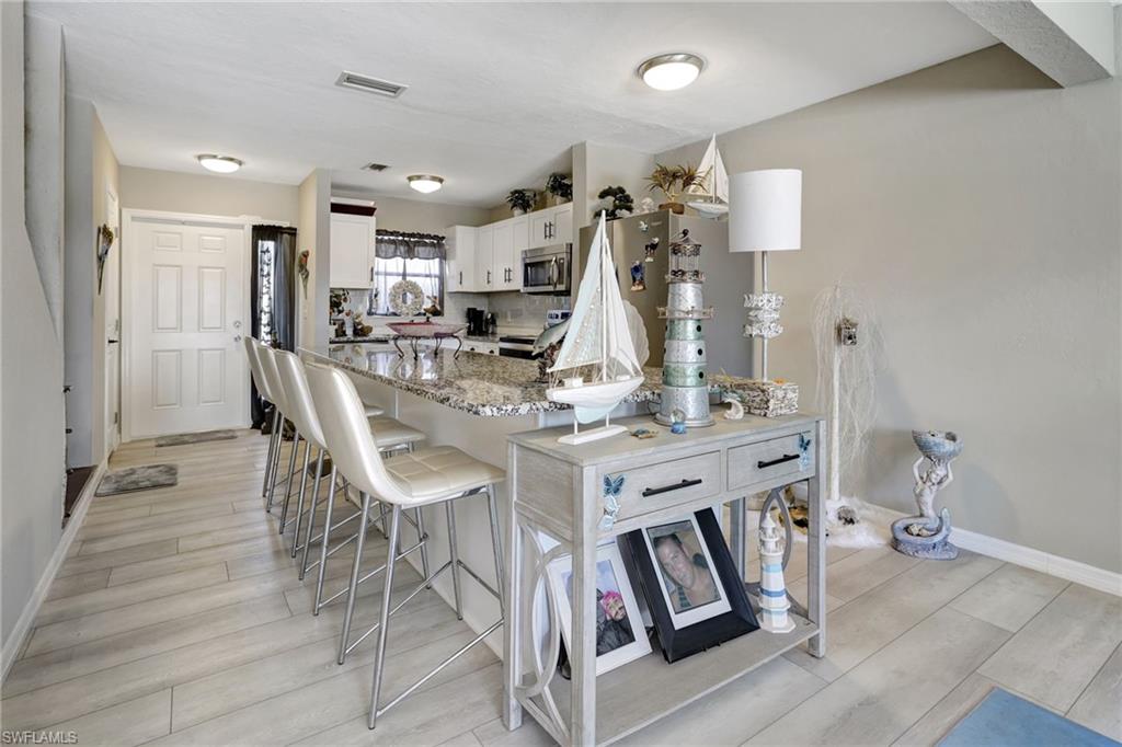 1512 Cape Coral PKWY W Unit: 102