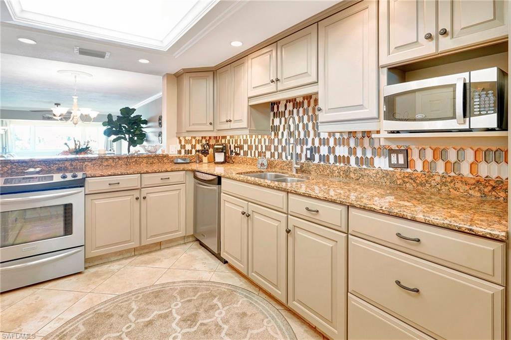 4309 Mariner WAY # 304