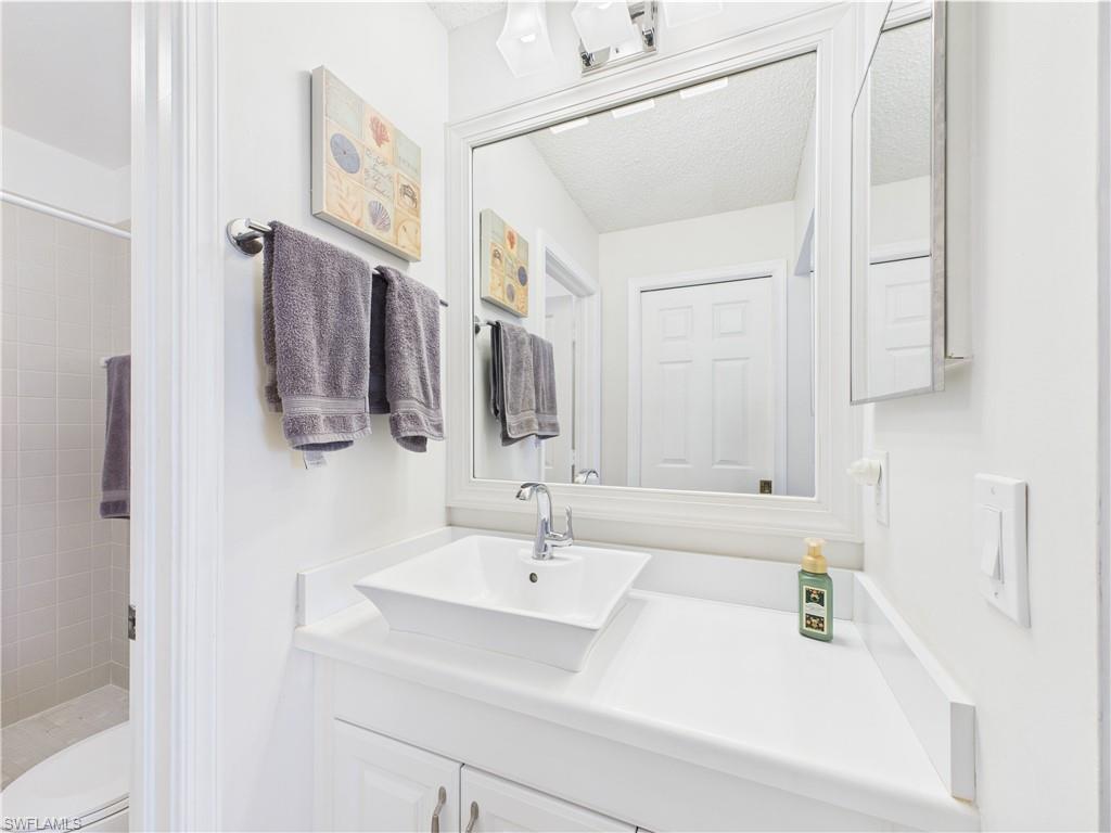 6780 Dennis CIR # M205