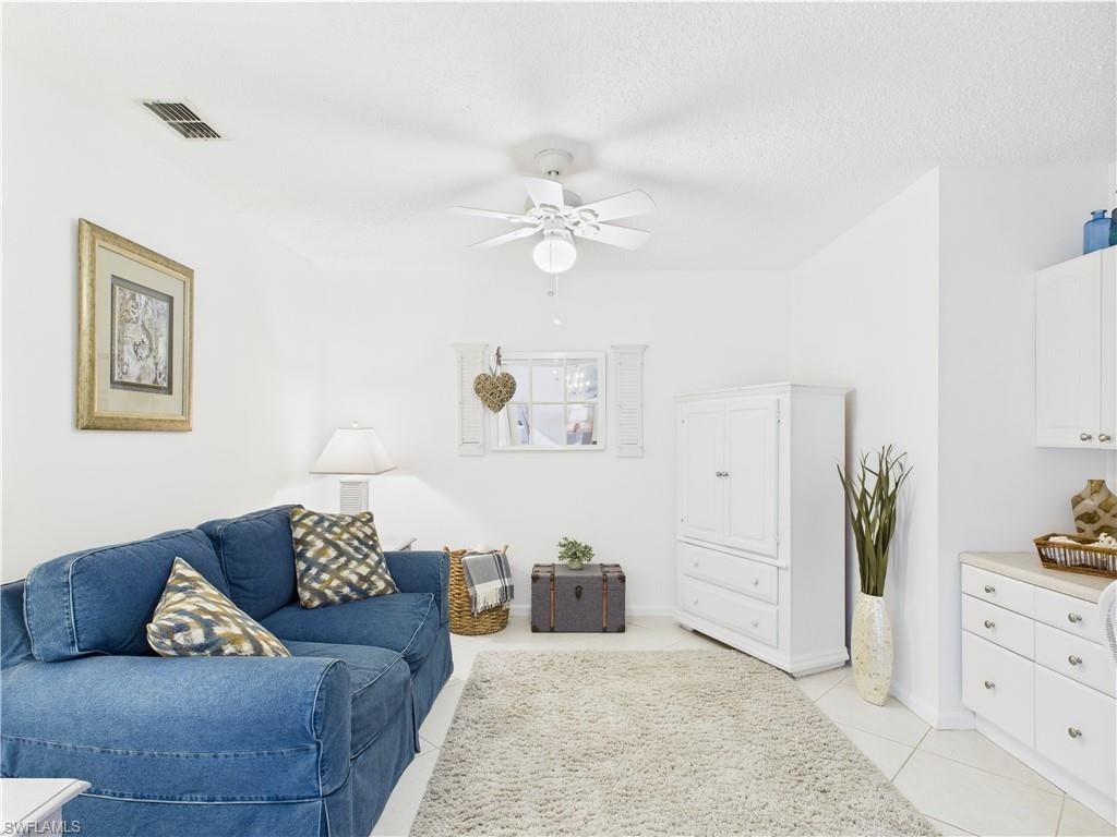 6780 Dennis CIR # M205