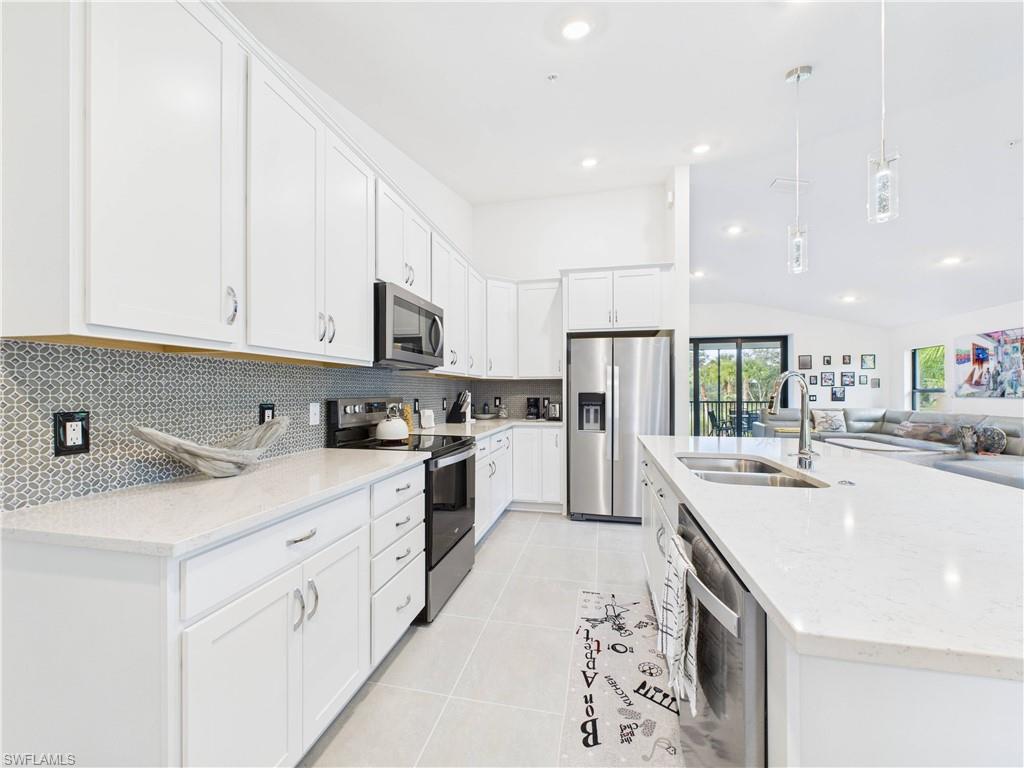 5683 Mayflower WAY # 901