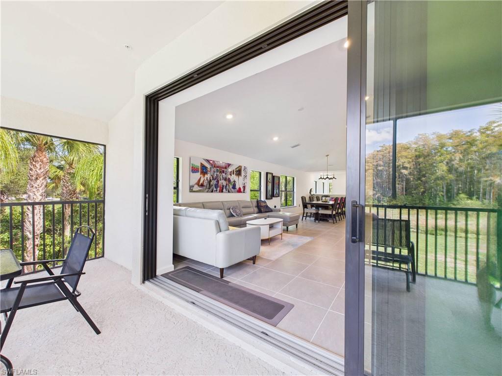 5683 Mayflower WAY # 901