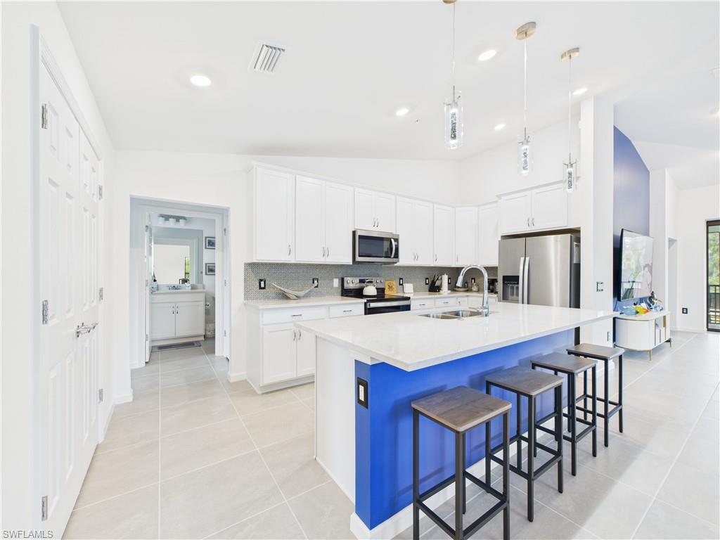 5683 Mayflower WAY # 901