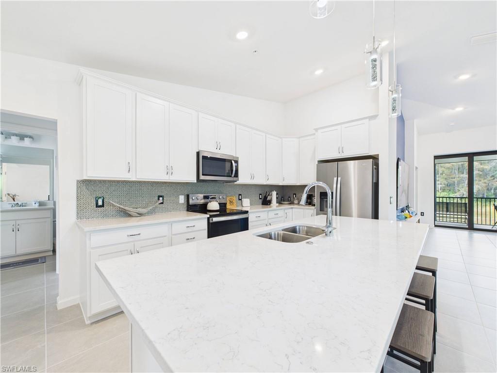 5683 Mayflower WAY # 901