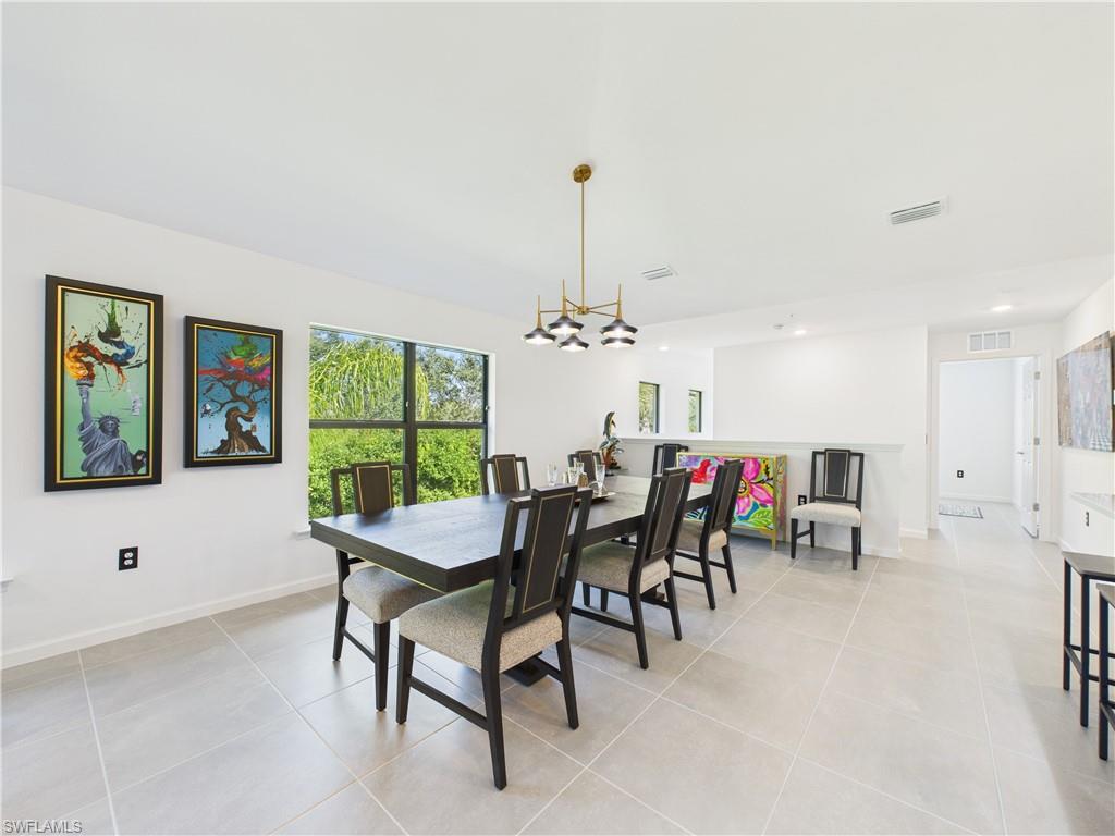 5683 Mayflower WAY # 901