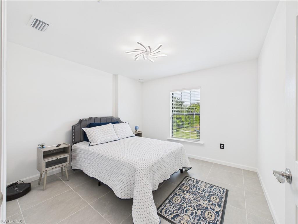 5683 Mayflower WAY # 901