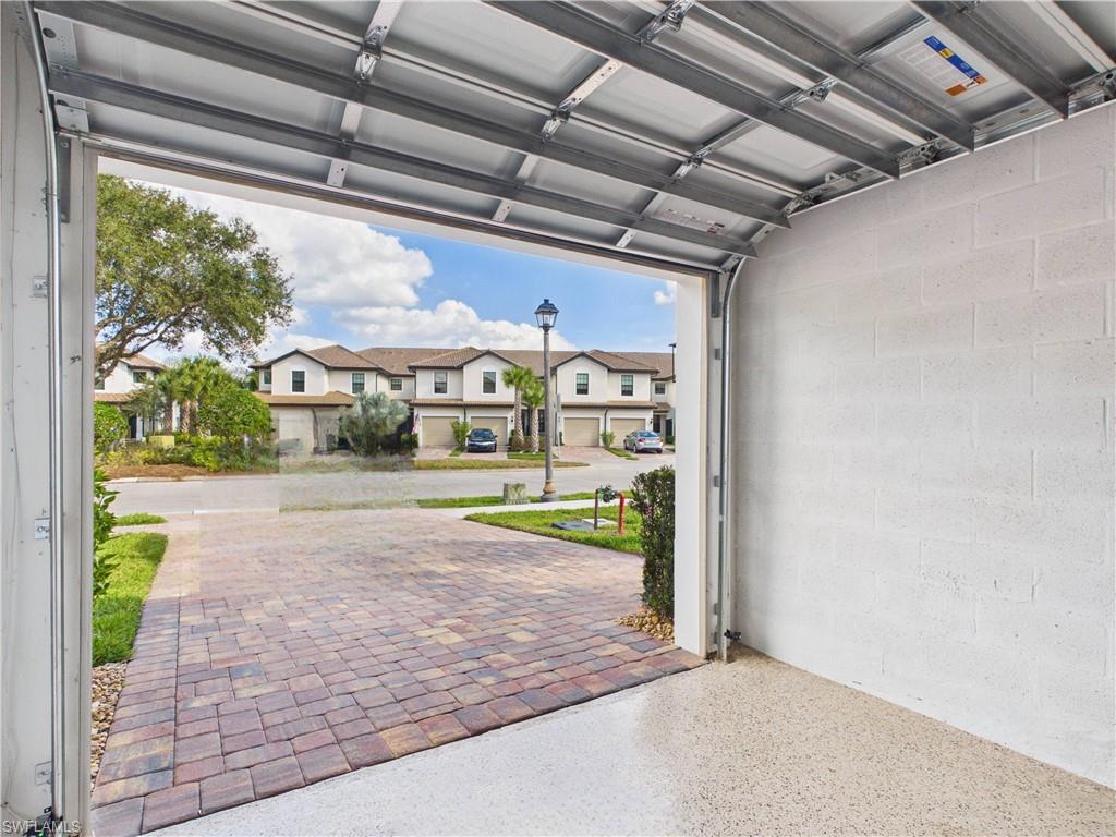 5683 Mayflower WAY 908