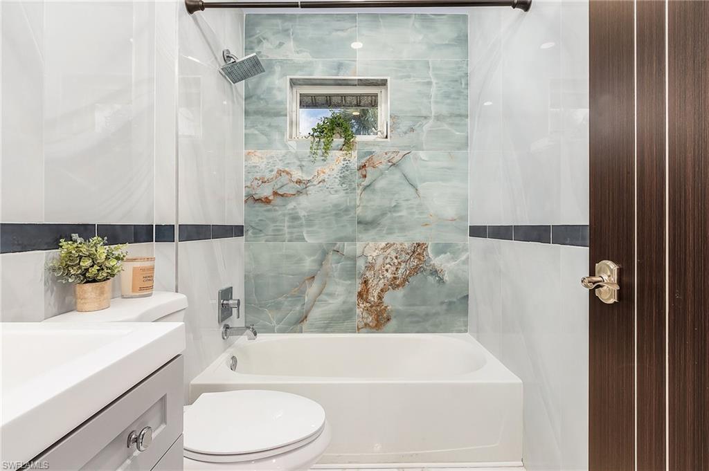 620 Luisa CT 803