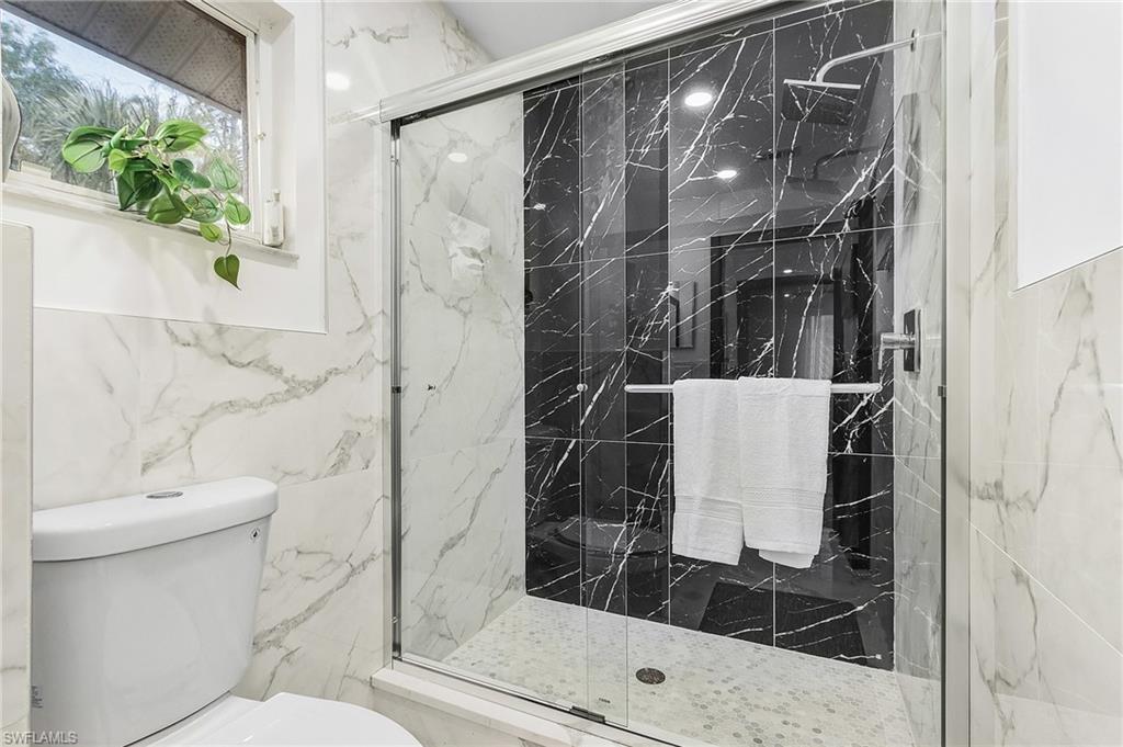 620 Luisa CT 803