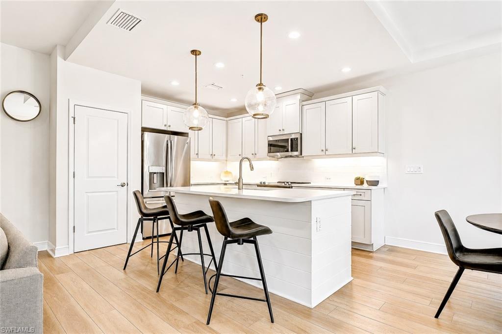 2620 Seychelles CIR 1302