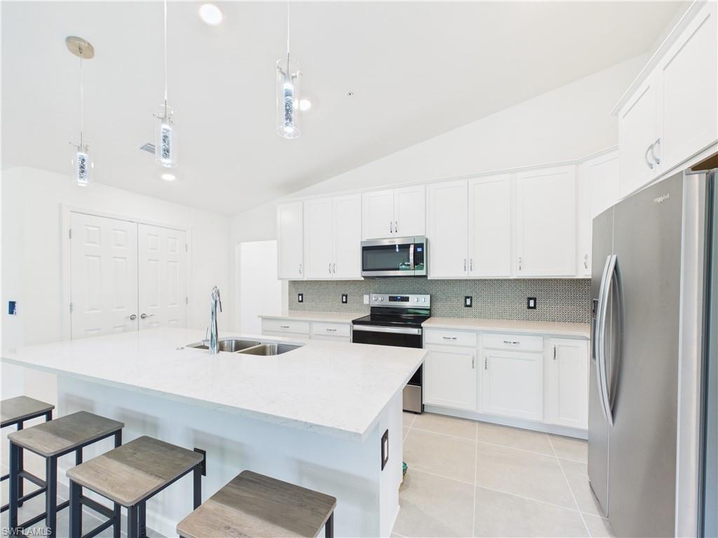 5683 Mayflower WAY 901