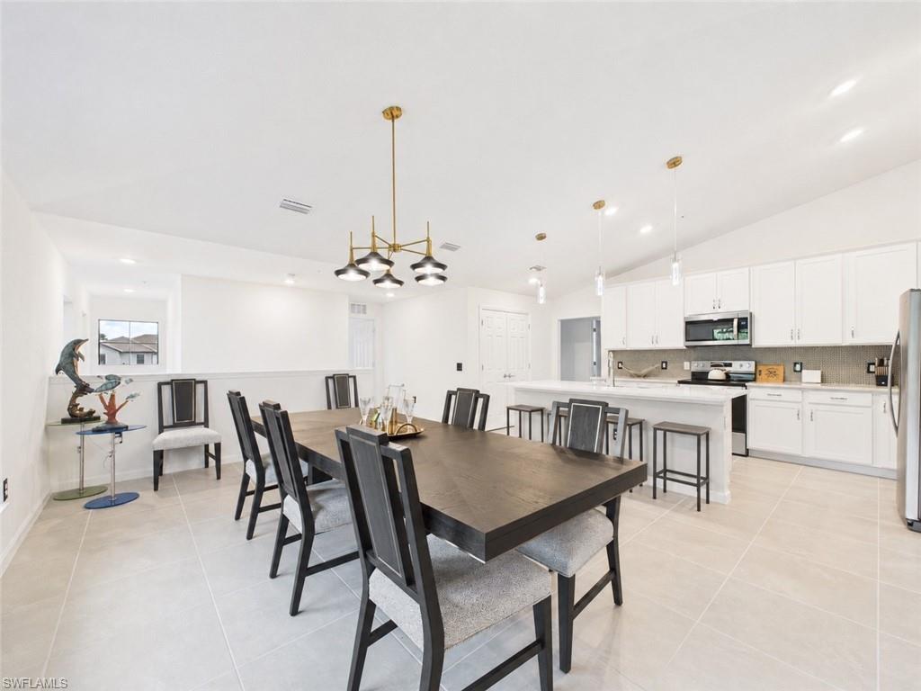 5683 Mayflower WAY 901