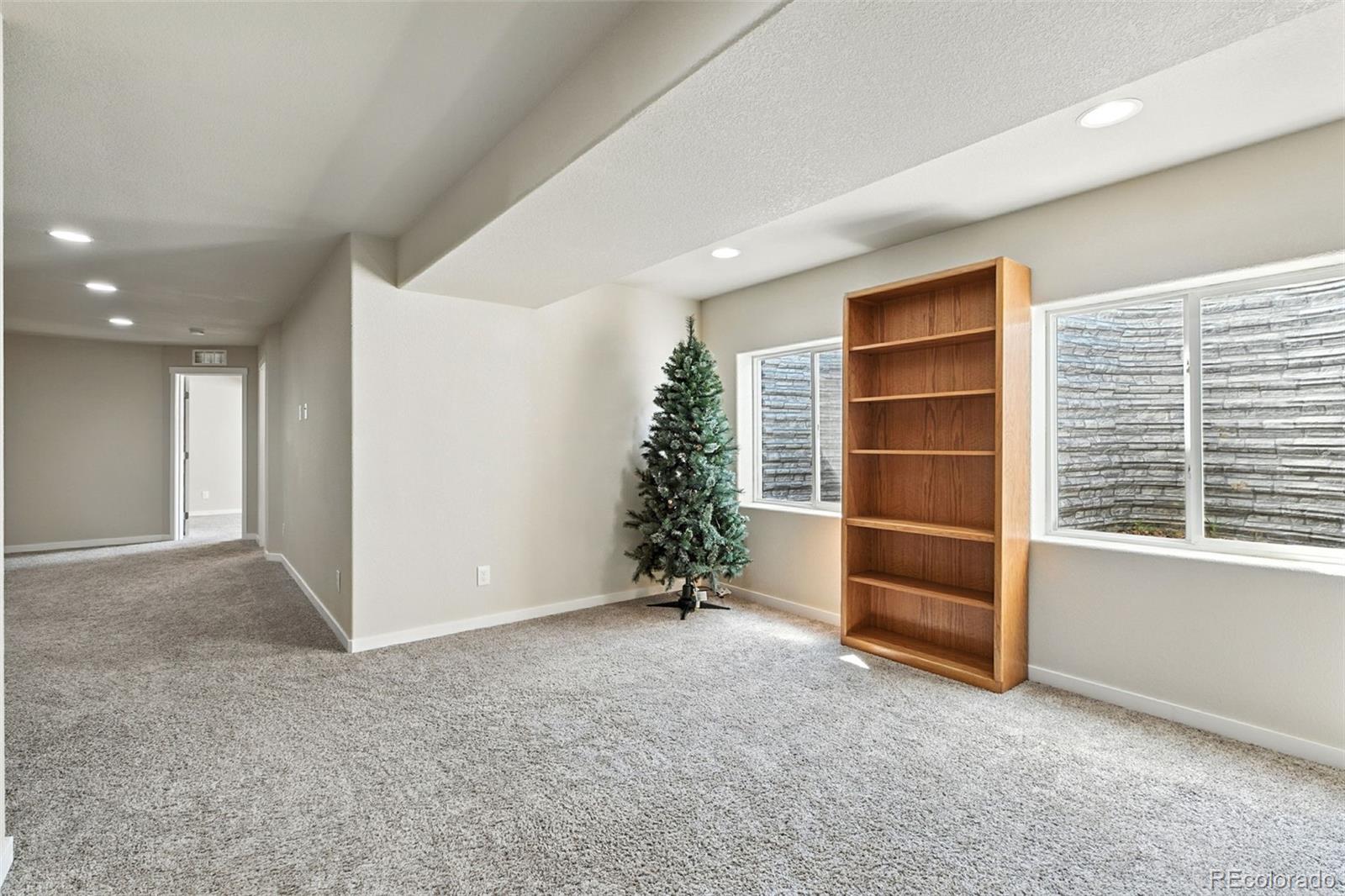 2514 Ellingwood Drive