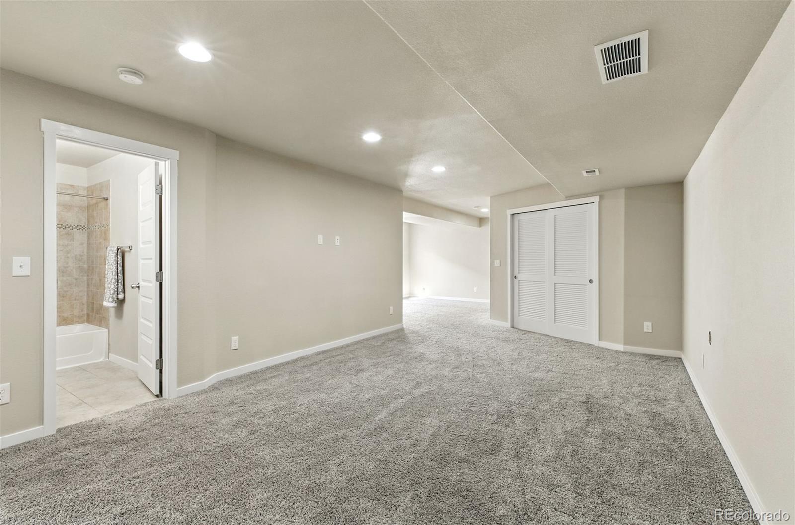 2514 Ellingwood Drive