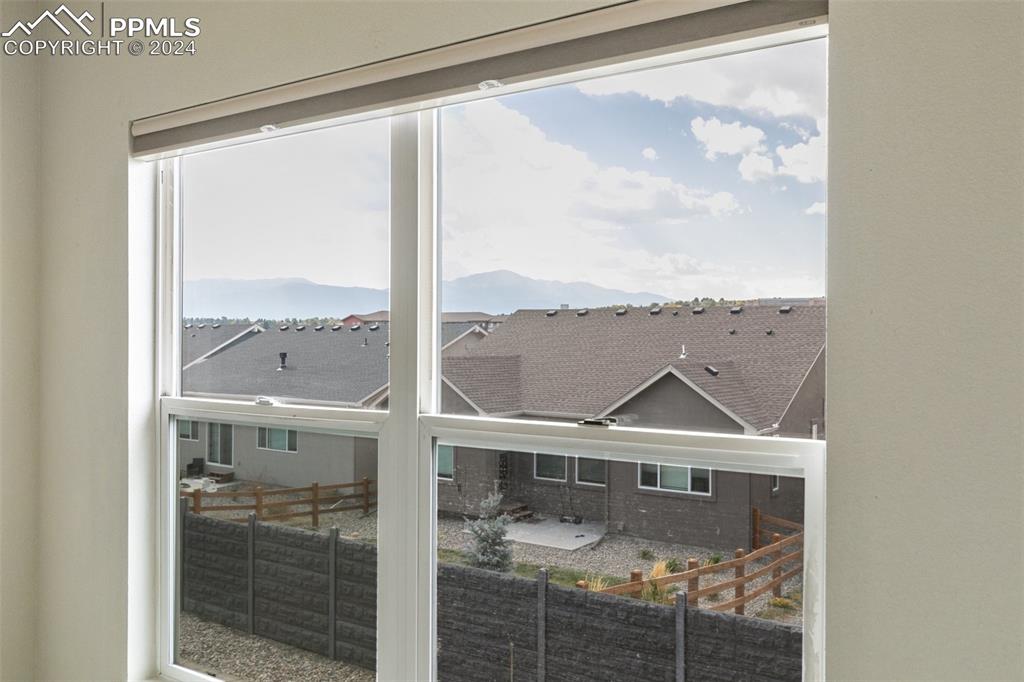 6584 Range Overlook Heights