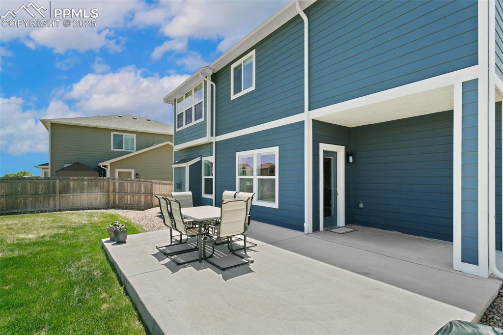 8161 Berwyn Loop