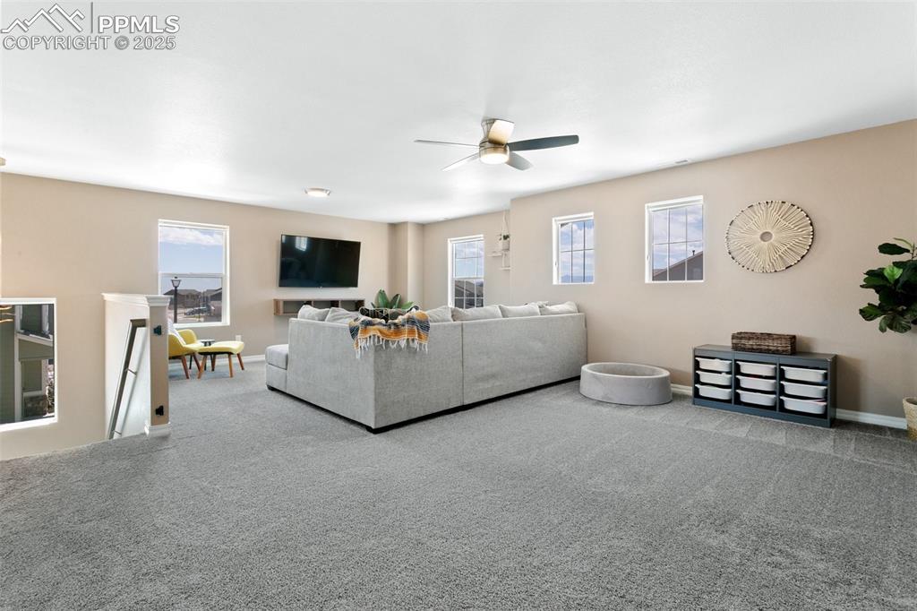 8161 Berwyn Loop