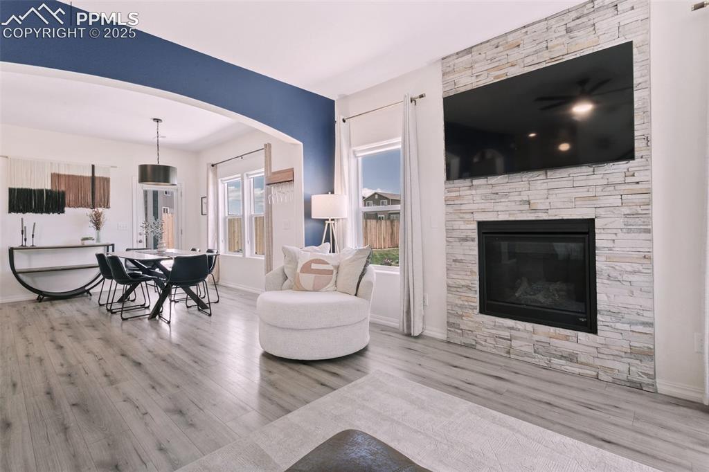 8161 Berwyn Loop