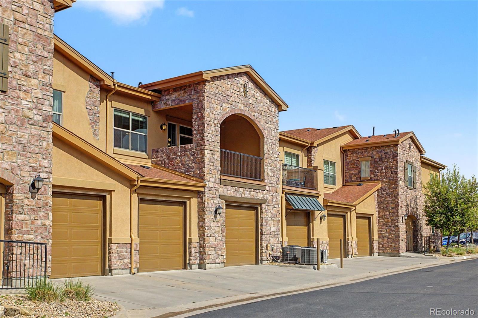 2133 Primo Road Unit: 206