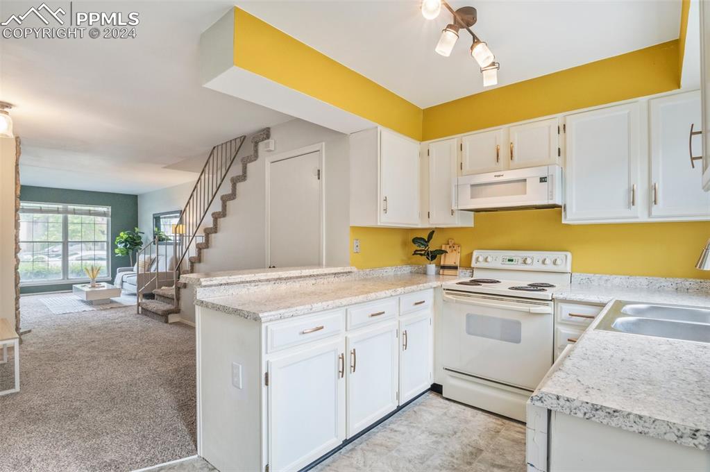14485 Hawaii Circle Unit: B