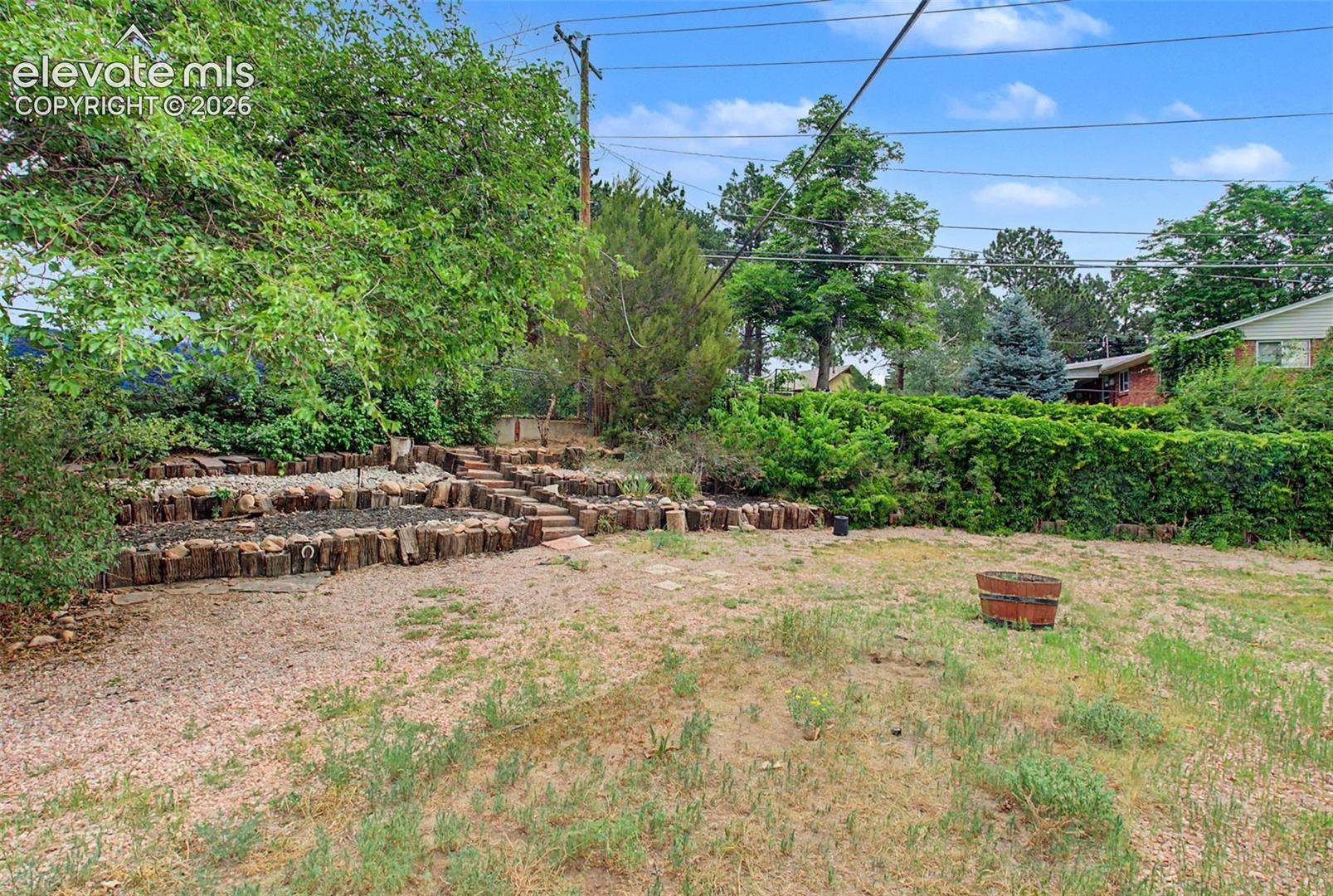 1118 Acacia Drive