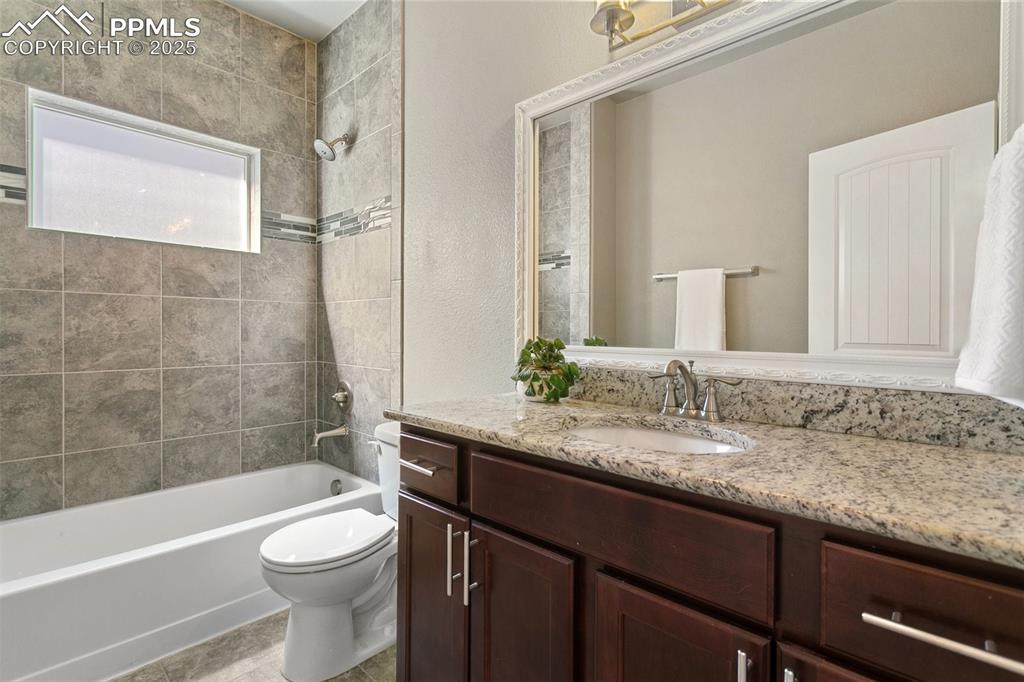 8042 Hardwood Circle